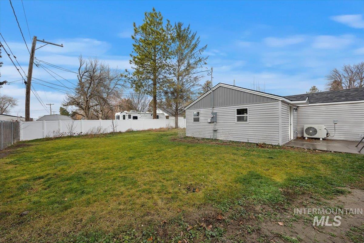 711 E Ave D, Jerome, Idaho 83338, 2 Bedrooms, 1 Bathroom, Residential For Sale, Price $320,000, 98971144