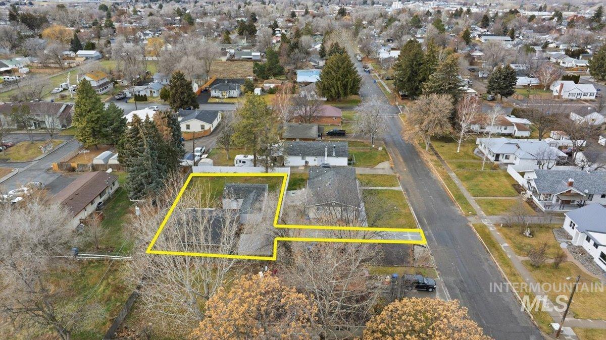 711 E Ave D, Jerome, Idaho 83338, 2 Bedrooms, 1 Bathroom, Residential For Sale, Price $320,000, 98971144