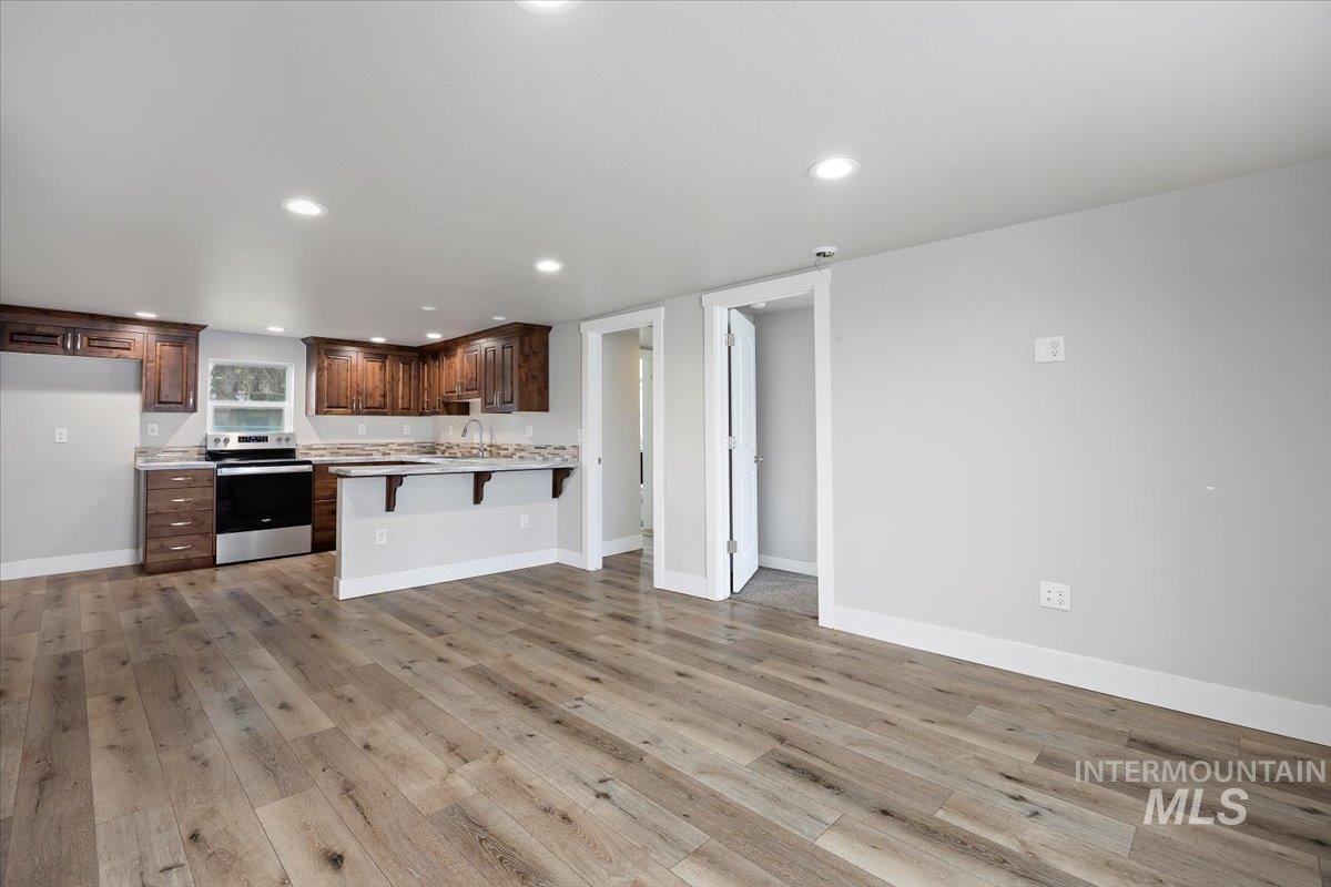 711 E Ave D, Jerome, Idaho 83338, 2 Bedrooms, 1 Bathroom, Residential For Sale, Price $320,000, 98971144