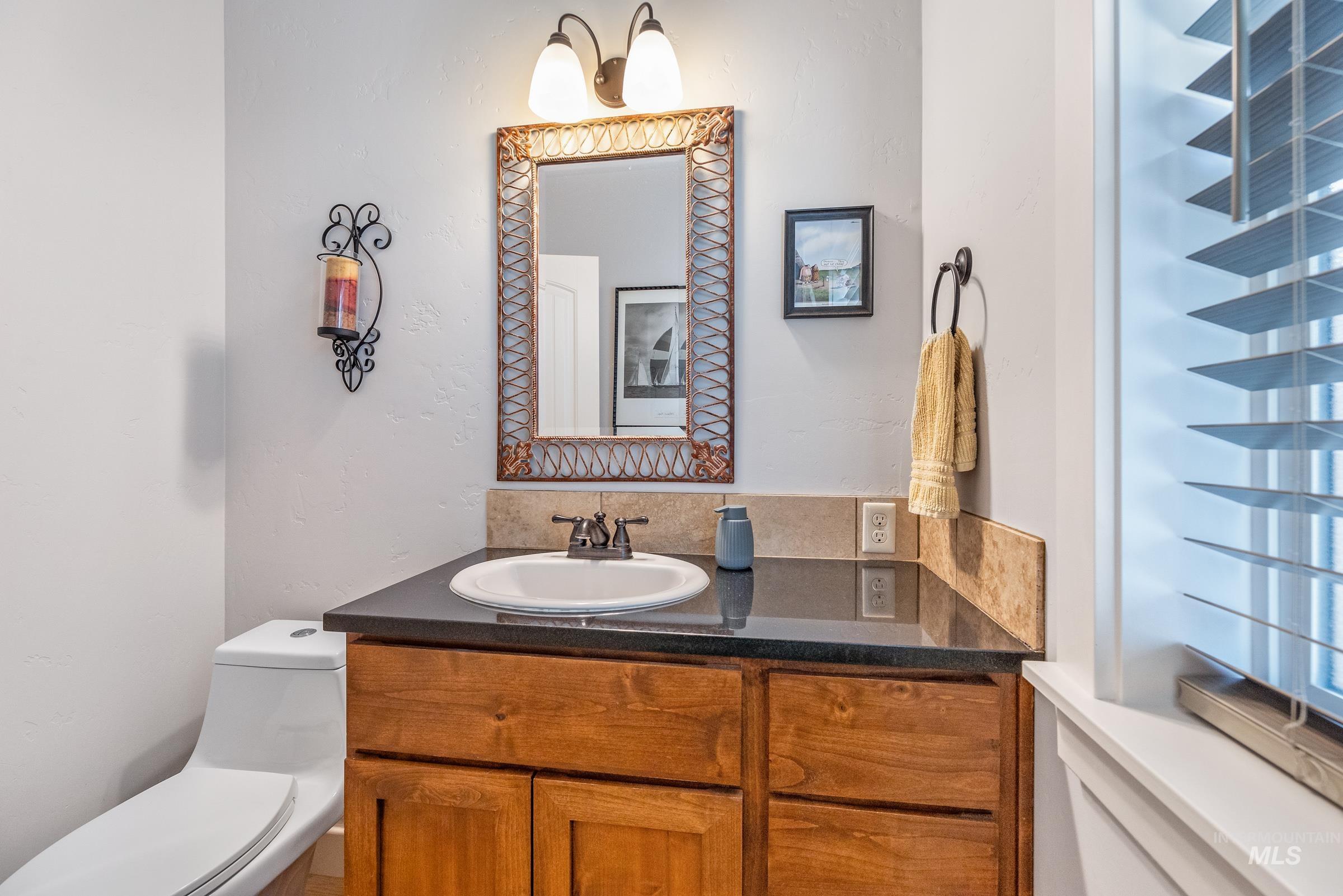 6756 S Talasi, Boise, Idaho 83709-8031, 3 Bedrooms, 2.5 Bathrooms, Residential For Sale, Price $533,000, 98971145