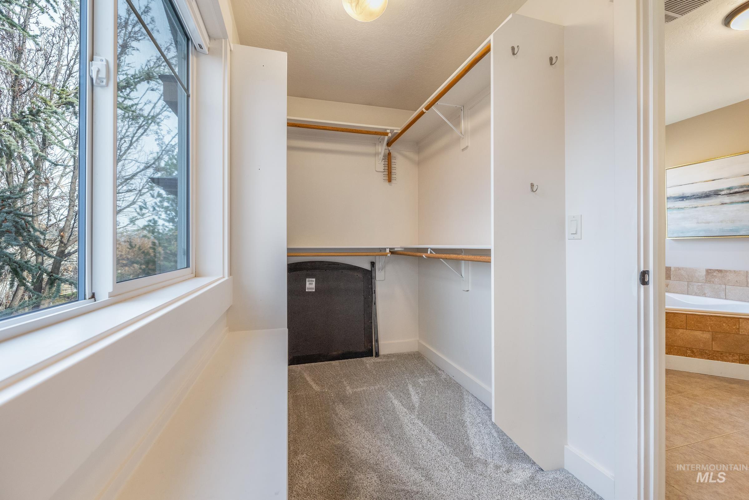 6756 S Talasi, Boise, Idaho 83709-8031, 3 Bedrooms, 2.5 Bathrooms, Residential For Sale, Price $540,000, 98971145