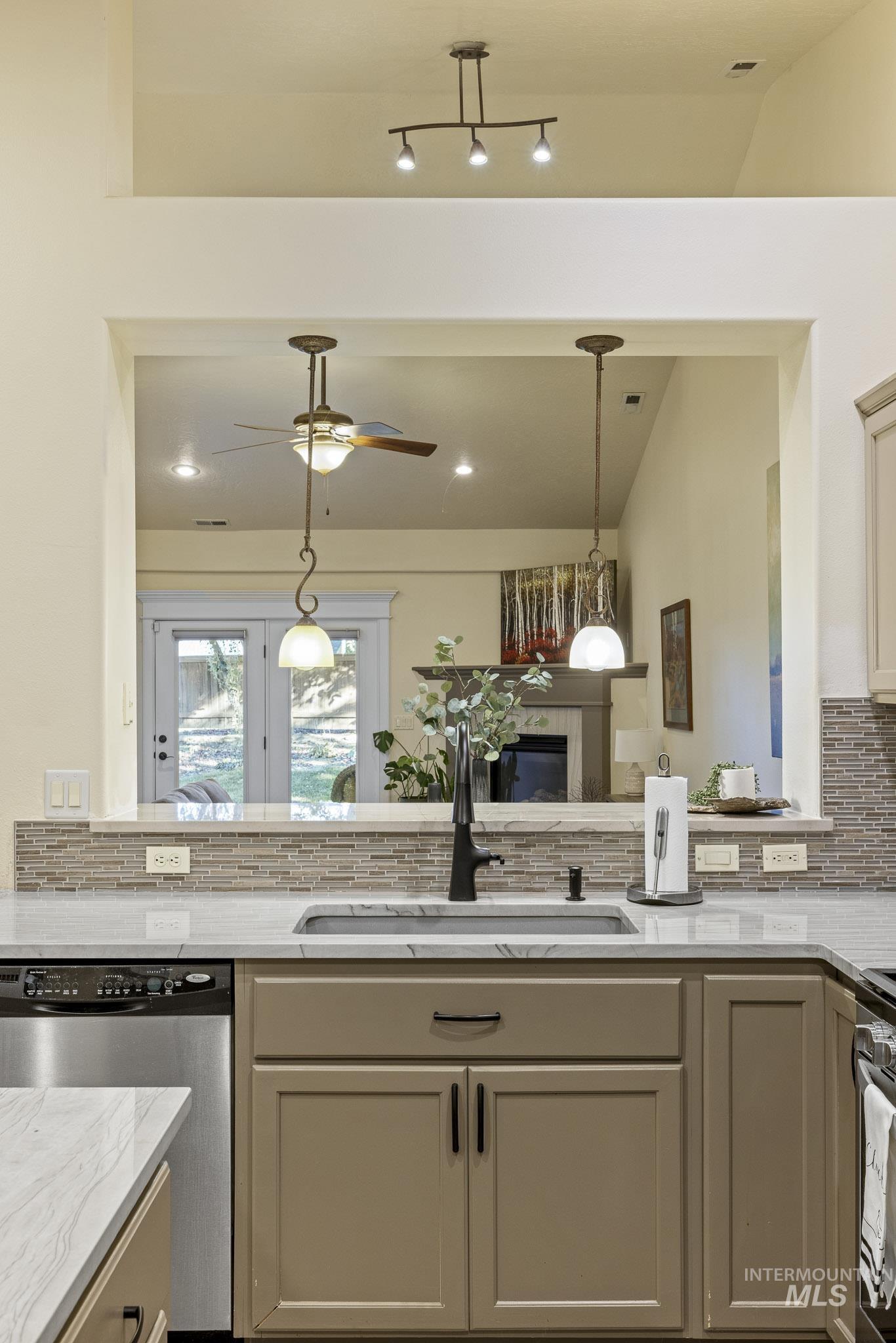 11712 W Annalee, Boise, Idaho 83709, 2 Bedrooms, 2 Bathrooms, Residential For Sale, Price $404,000, 98971146