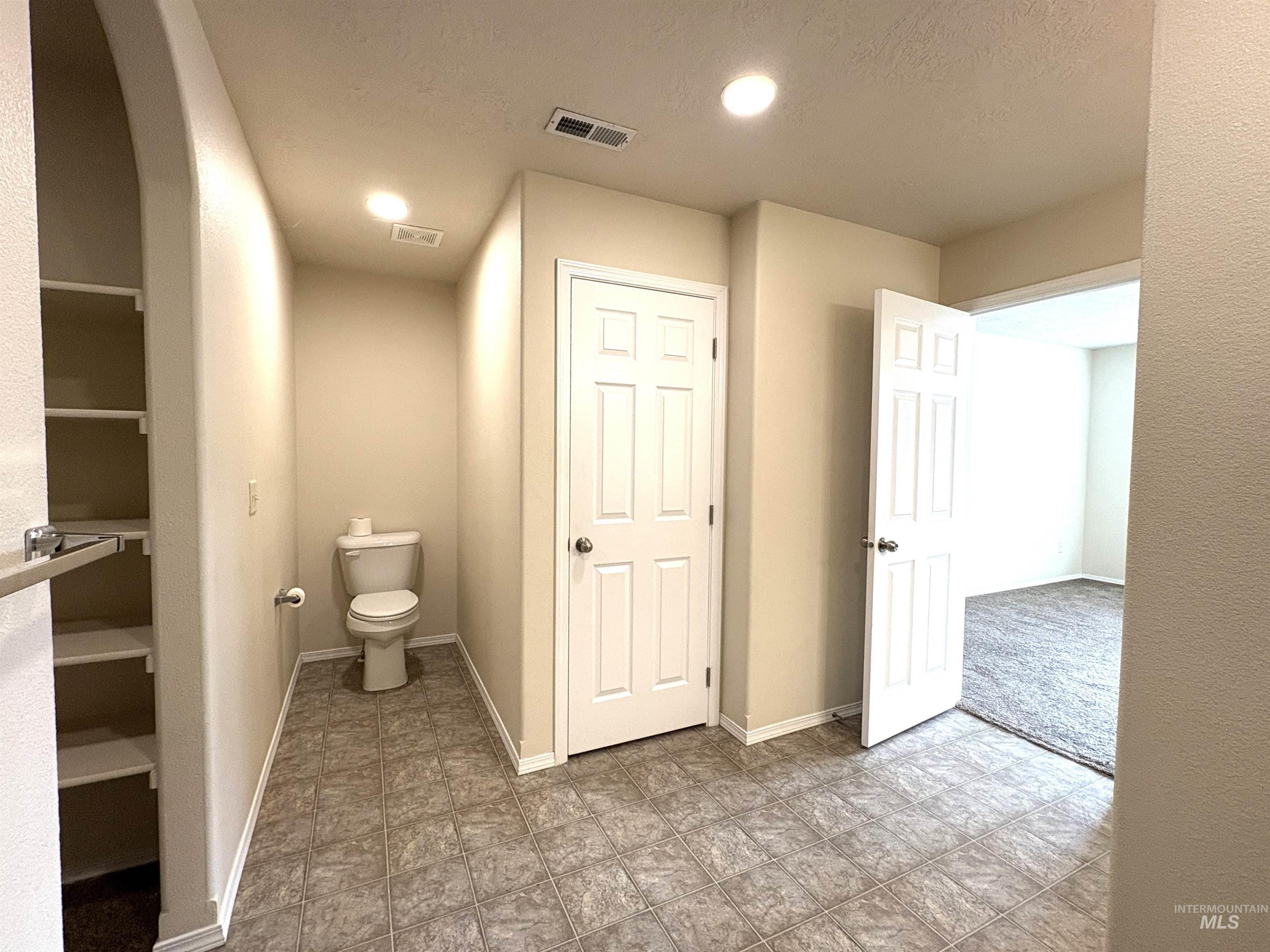 16251 Copperridge Way, Caldwell, Idaho 83607, 3 Bedrooms, 2 Bathrooms, Residential For Sale, Price $399,000,MLS 98971147