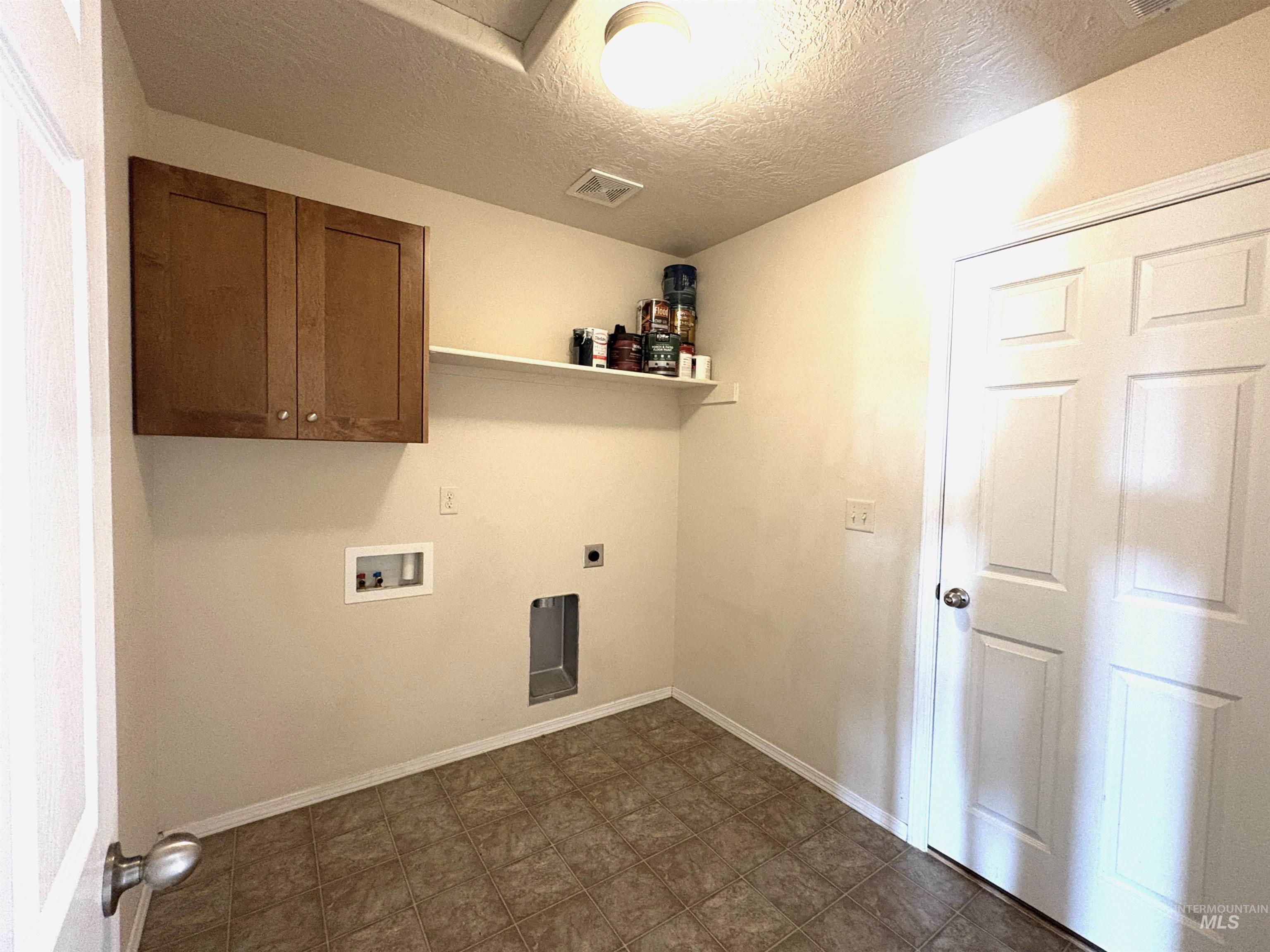 16251 Copperridge Way, Caldwell, Idaho 83607, 3 Bedrooms, 2 Bathrooms, Residential For Sale, Price $399,000,MLS 98971147