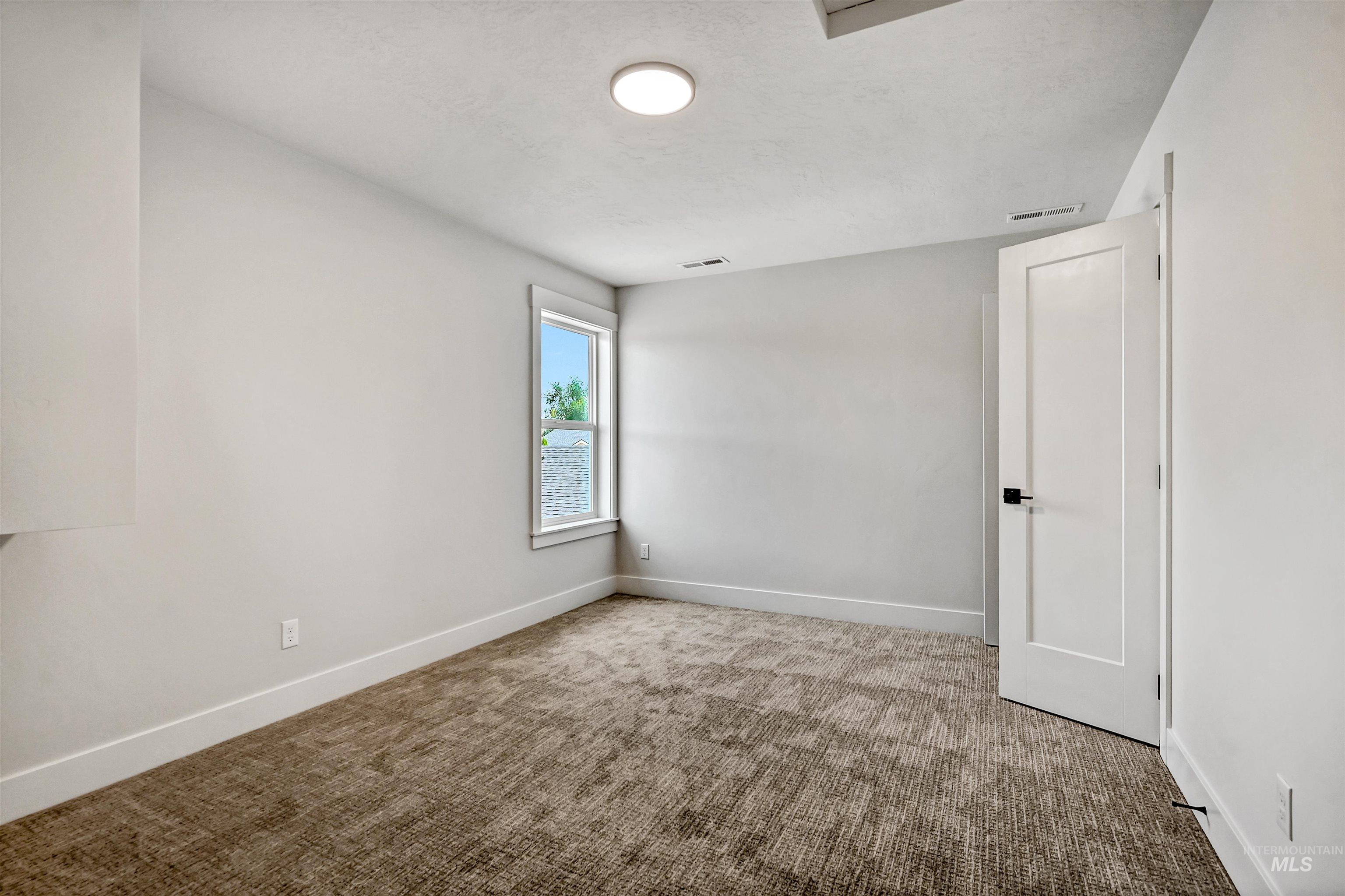 7652 N Ferris Ave, Boise, Idaho 83714, 3 Bedrooms, 2.5 Bathrooms, Residential For Sale, Price $555,900, 98971148