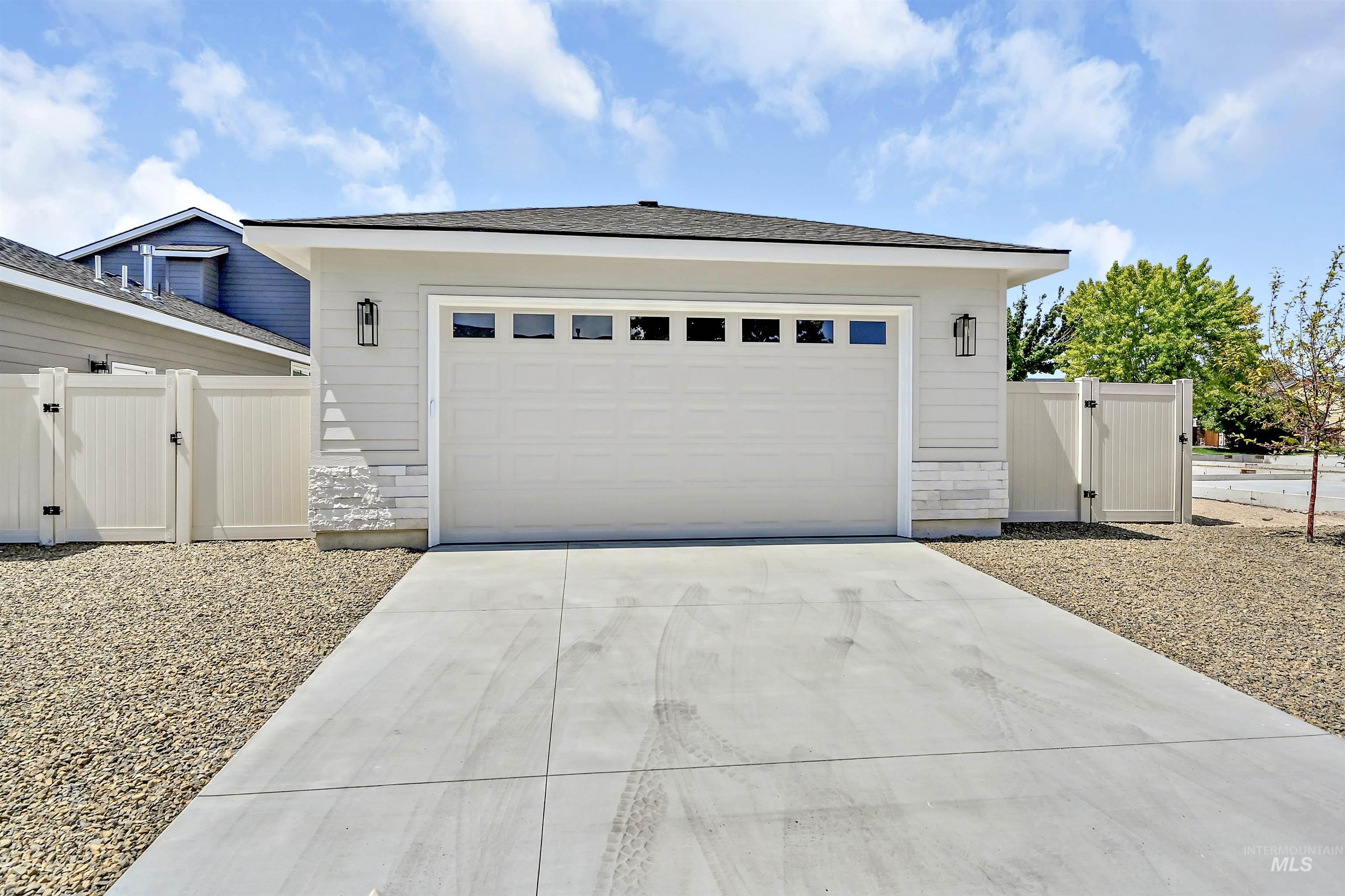 7652 N Ferris Ave, Boise, Idaho 83714, 3 Bedrooms, 2.5 Bathrooms, Residential For Sale, Price $555,900, 98971148