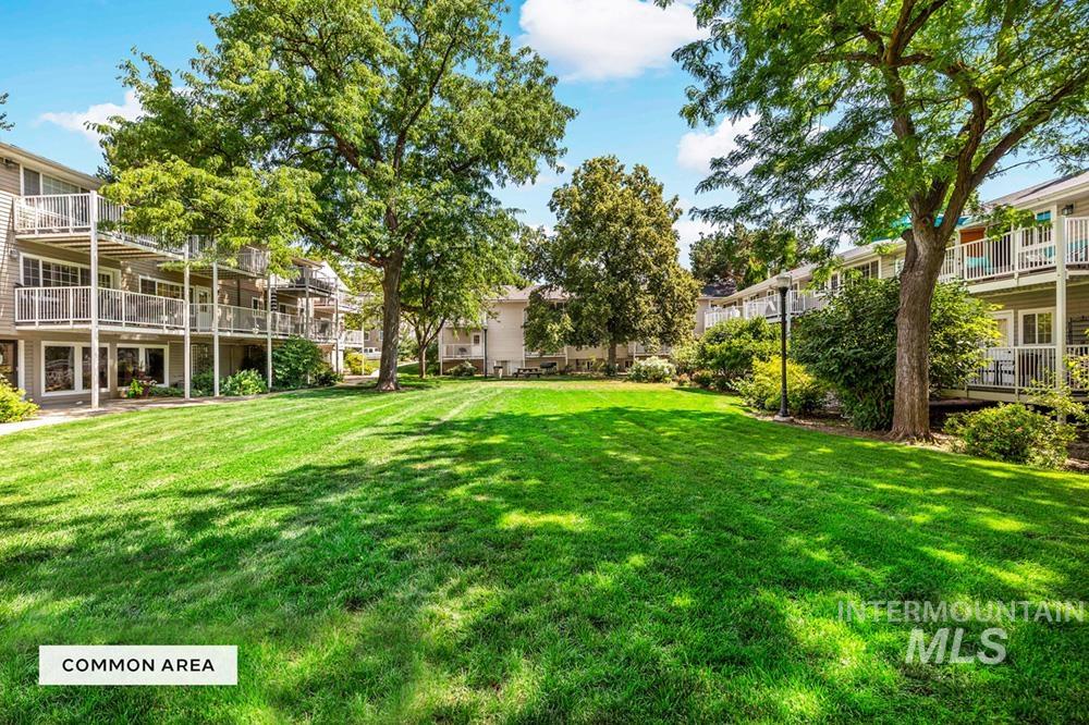 419 W Village Ln, Boise, Idaho 83702, 2 Bedrooms, 1 Bathroom, Residential For Sale, Price $350,000, 98971152