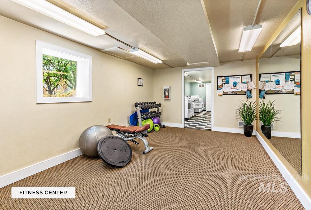 419 W Village Ln, Boise, Idaho 83702, 2 Bedrooms, 1 Bathroom, Residential For Sale, Price $350,000, 98971152