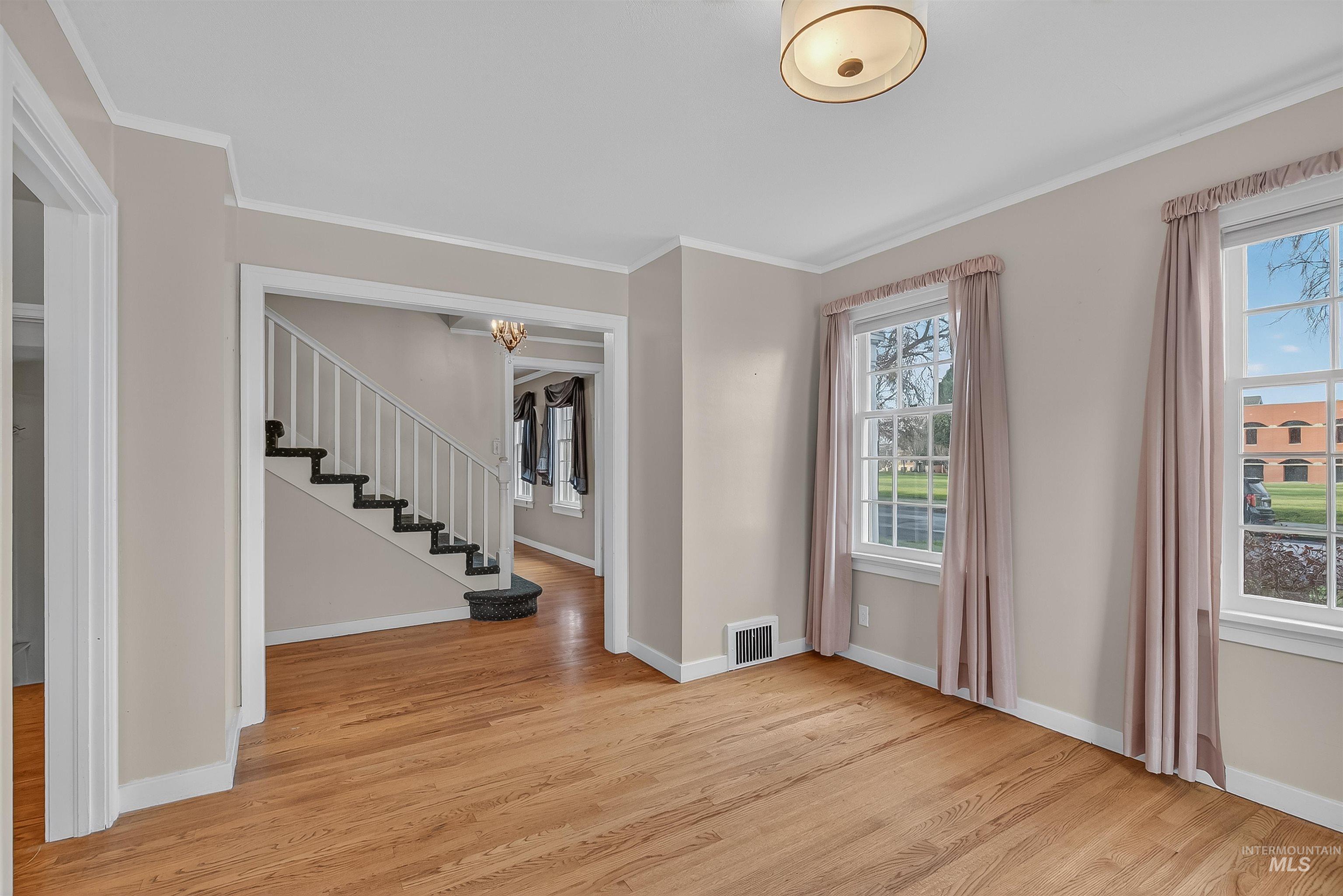 705 6th Street, Lewiston, Idaho 83501, 4 Bedrooms, 2 Bathrooms, Residential For Sale, Price $415,000, 98971153