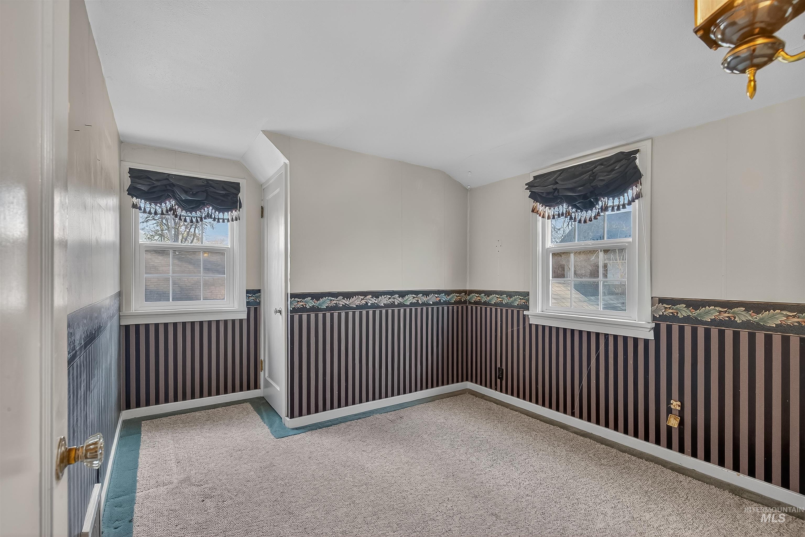 705 6th Street, Lewiston, Idaho 83501, 4 Bedrooms, 2 Bathrooms, Residential For Sale, Price $415,000, 98971153