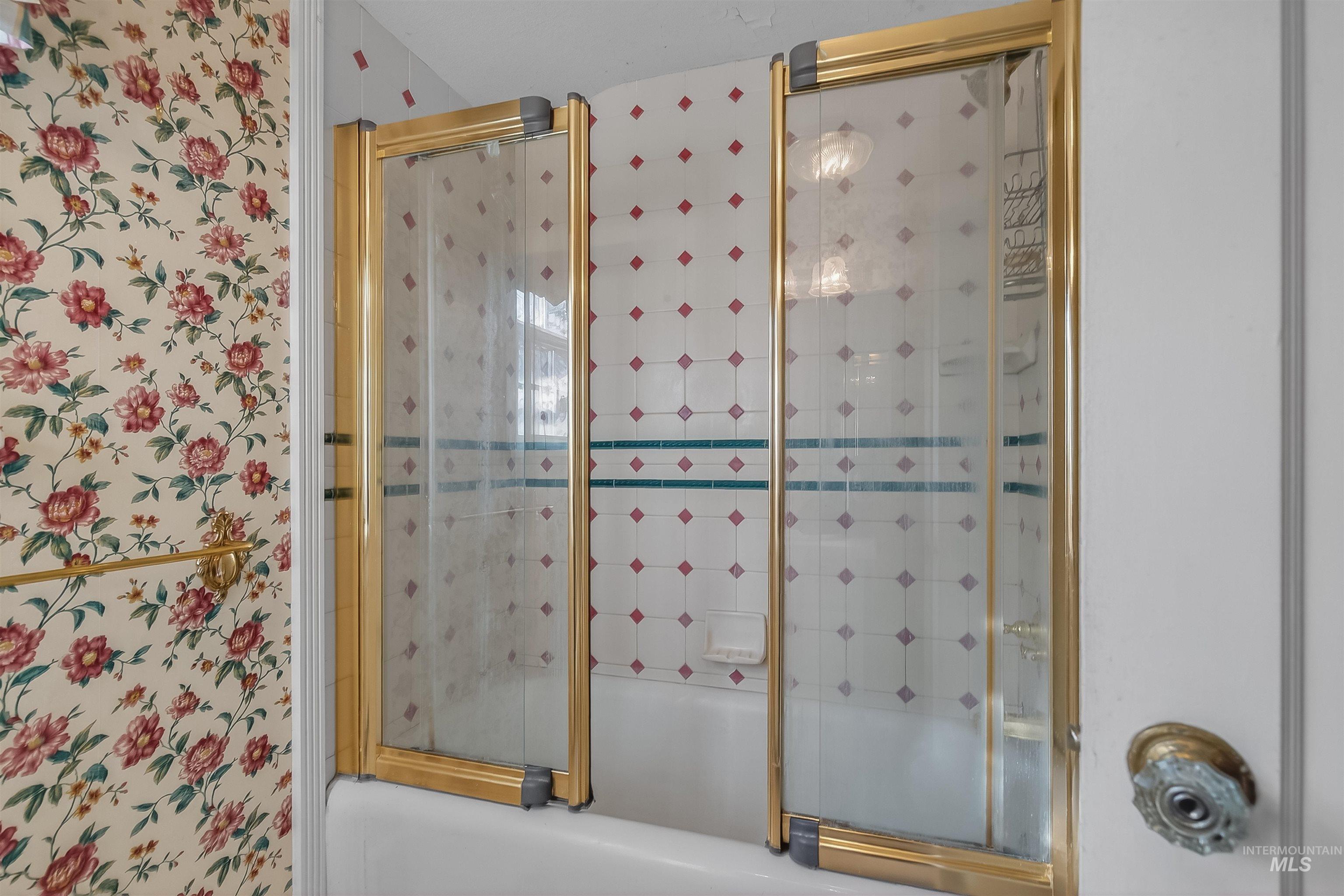 705 6th Street, Lewiston, Idaho 83501, 4 Bedrooms, 2 Bathrooms, Residential For Sale, Price $415,000, 98971153