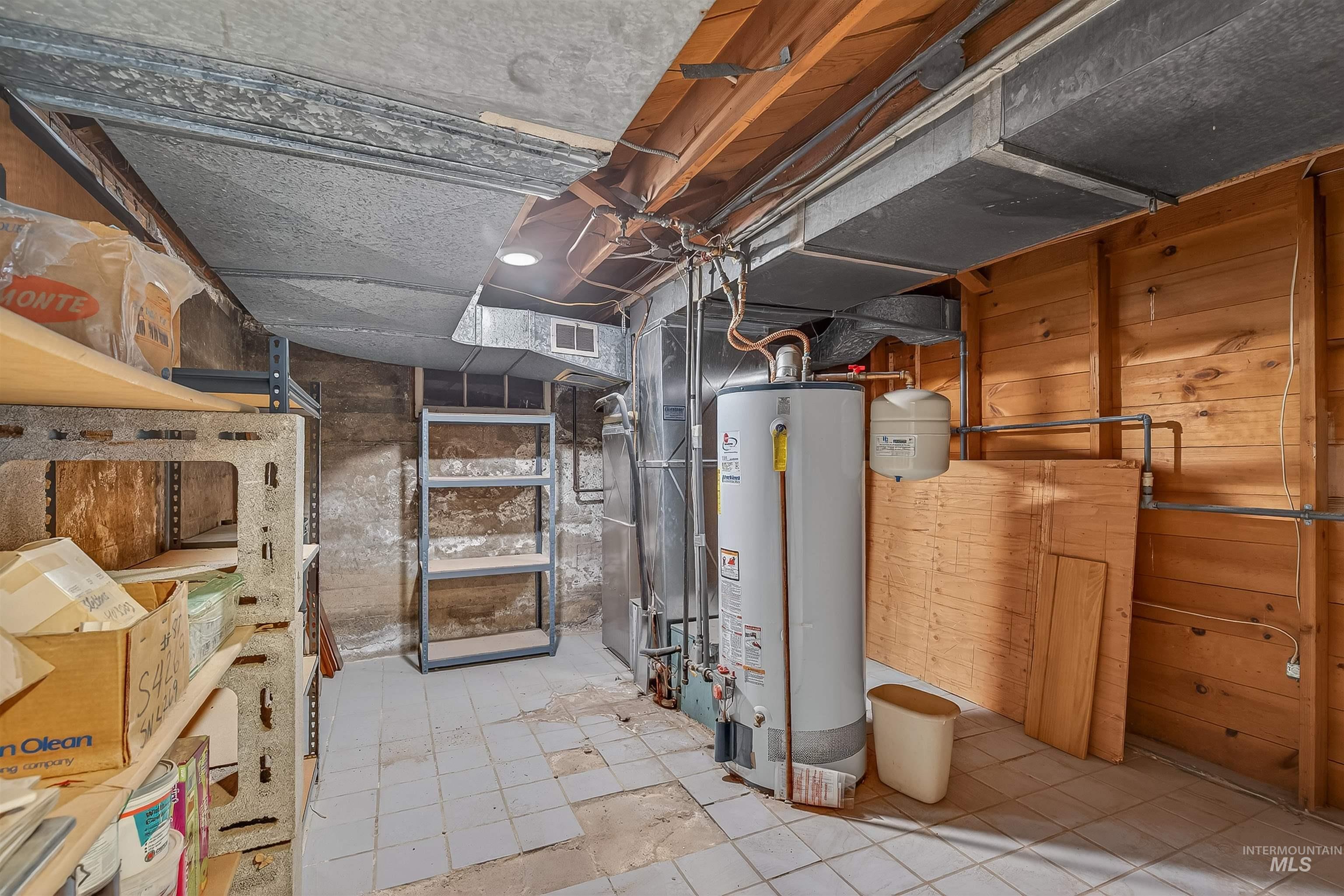 705 6th Street, Lewiston, Idaho 83501, 4 Bedrooms, 2 Bathrooms, Residential For Sale, Price $415,000, 98971153