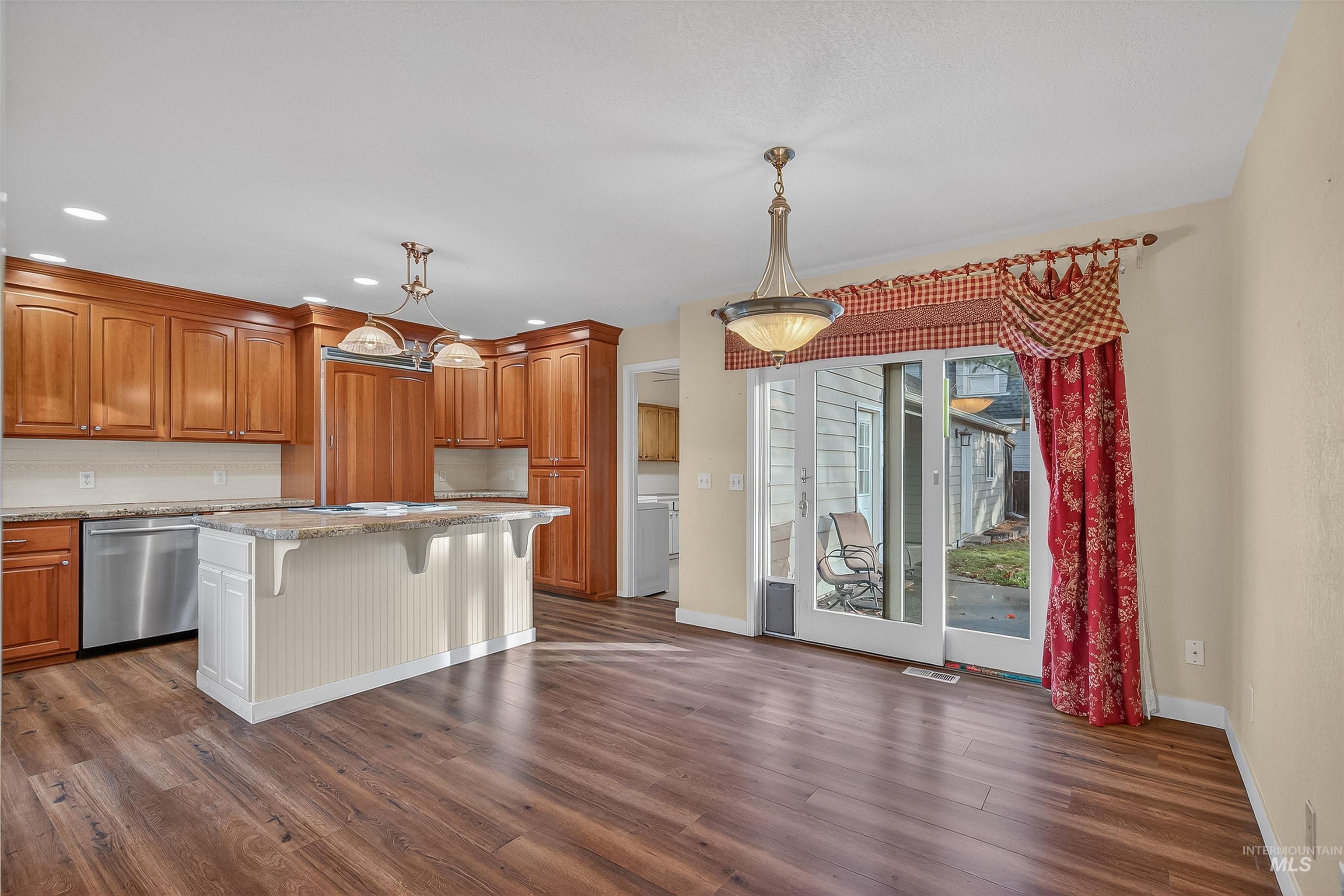 705 6th Street, Lewiston, Idaho 83501, 4 Bedrooms, 2 Bathrooms, Residential For Sale, Price $415,000, 98971153