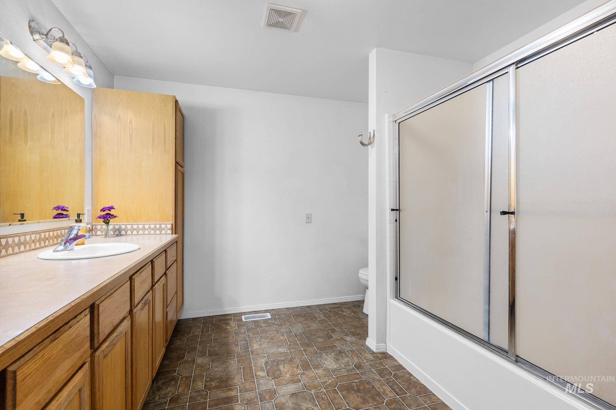 26433 Riverview Rd, Wilder, Idaho 83676, 4 Bedrooms, 3 Bathrooms, Residential For Sale, Price $525,000, 98971154