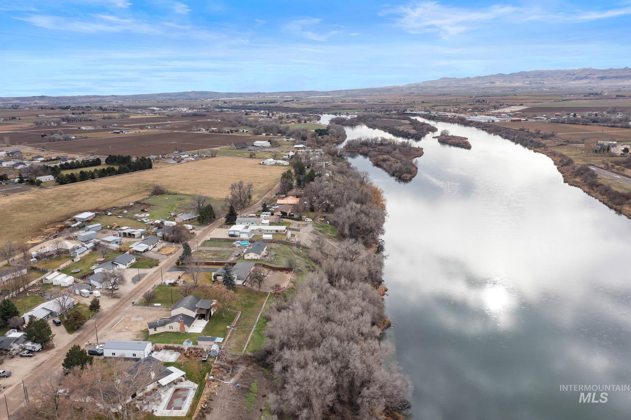 26433 Riverview Rd, Wilder, Idaho 83676, 4 Bedrooms, 3 Bathrooms, Residential For Sale, Price $525,000, 98971154