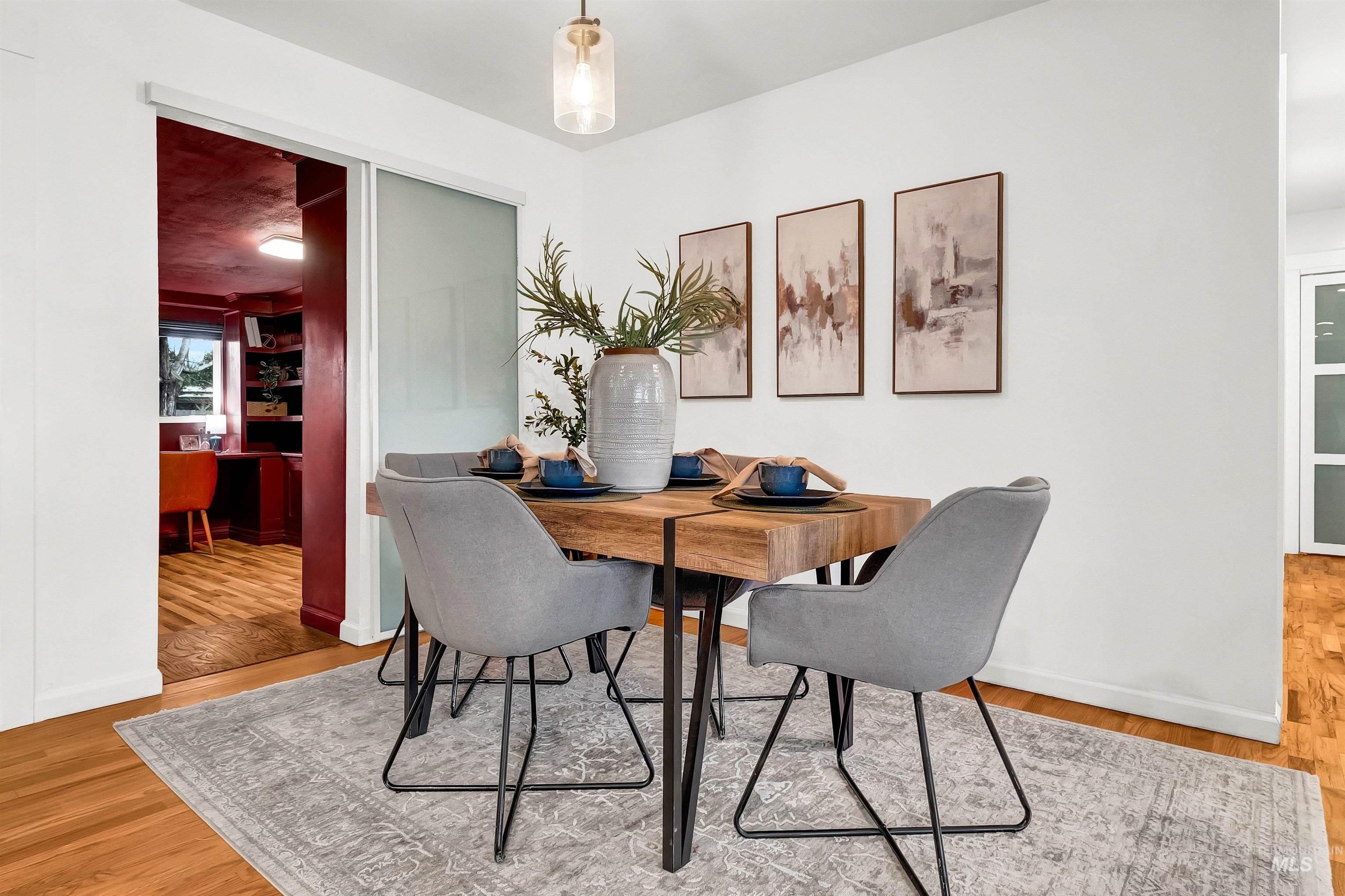 6709 W Newman Street, Boise, Idaho 83704-6137, 3 Bedrooms, 2 Bathrooms, Residential For Sale, Price $575,000, 98971156