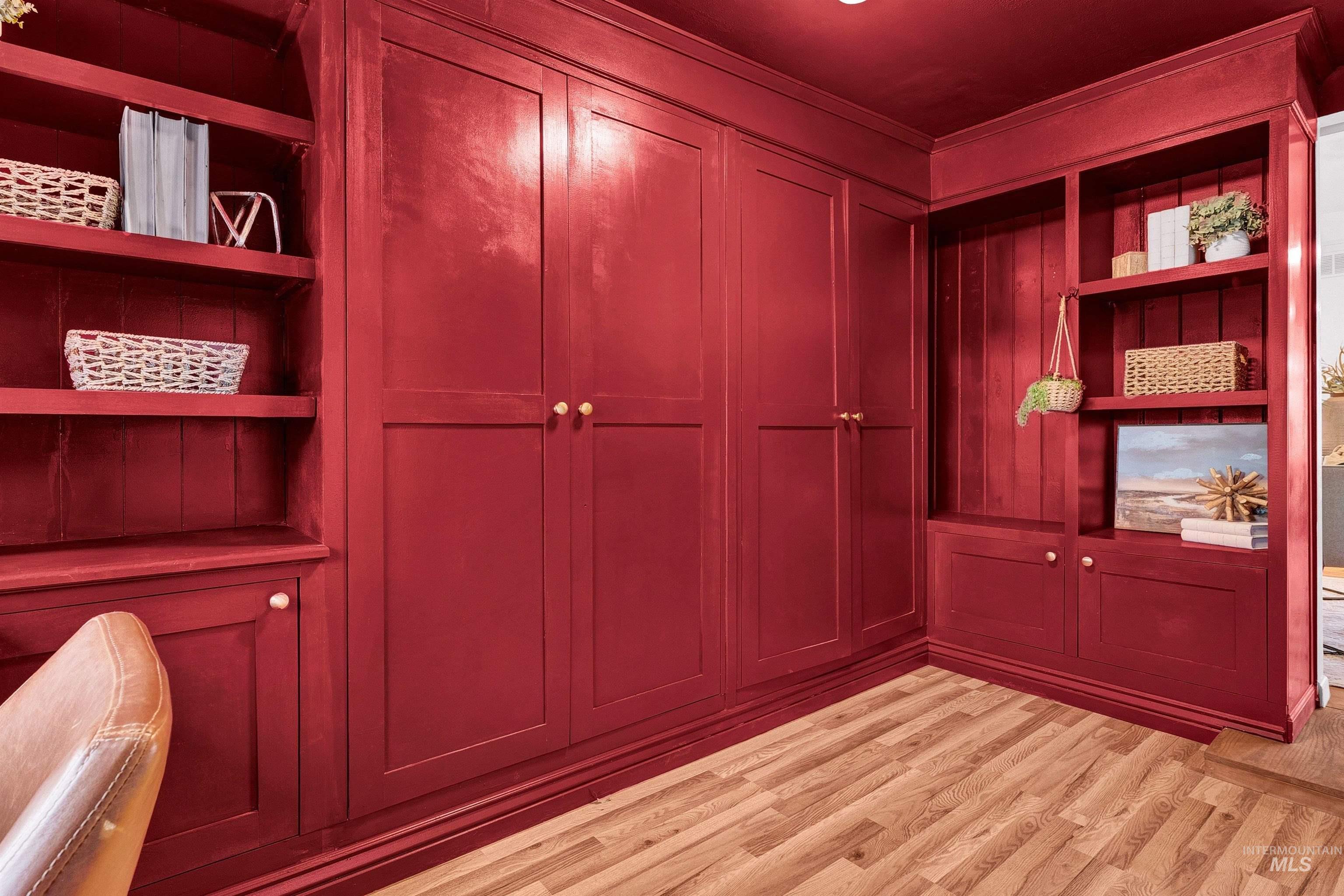 6709 W Newman Street, Boise, Idaho 83704-6137, 3 Bedrooms, 2 Bathrooms, Residential For Sale, Price $575,000, 98971156