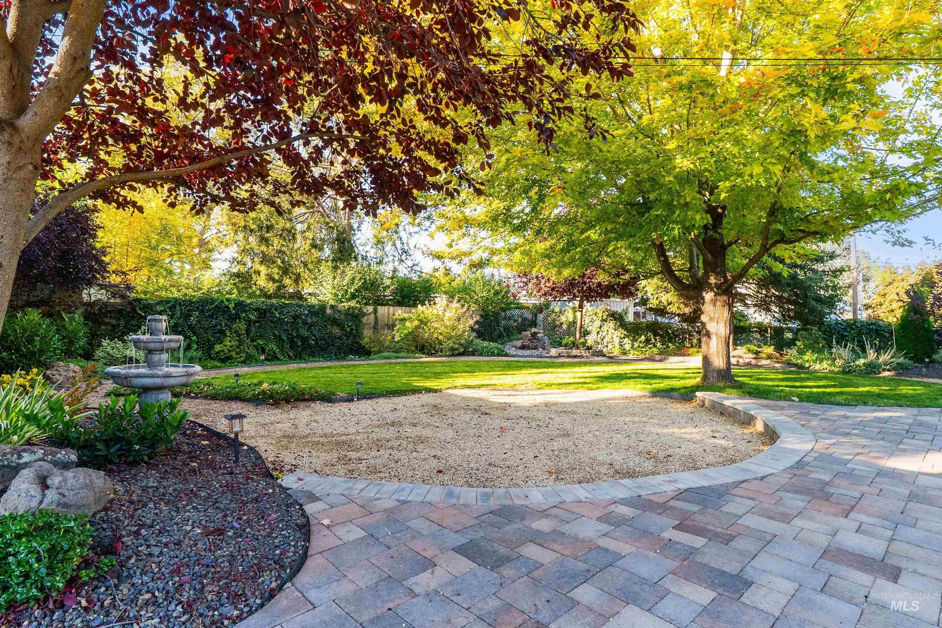 6709 W Newman Street, Boise, Idaho 83704-6137, 3 Bedrooms, 2 Bathrooms, Residential For Sale, Price $575,000, 98971156