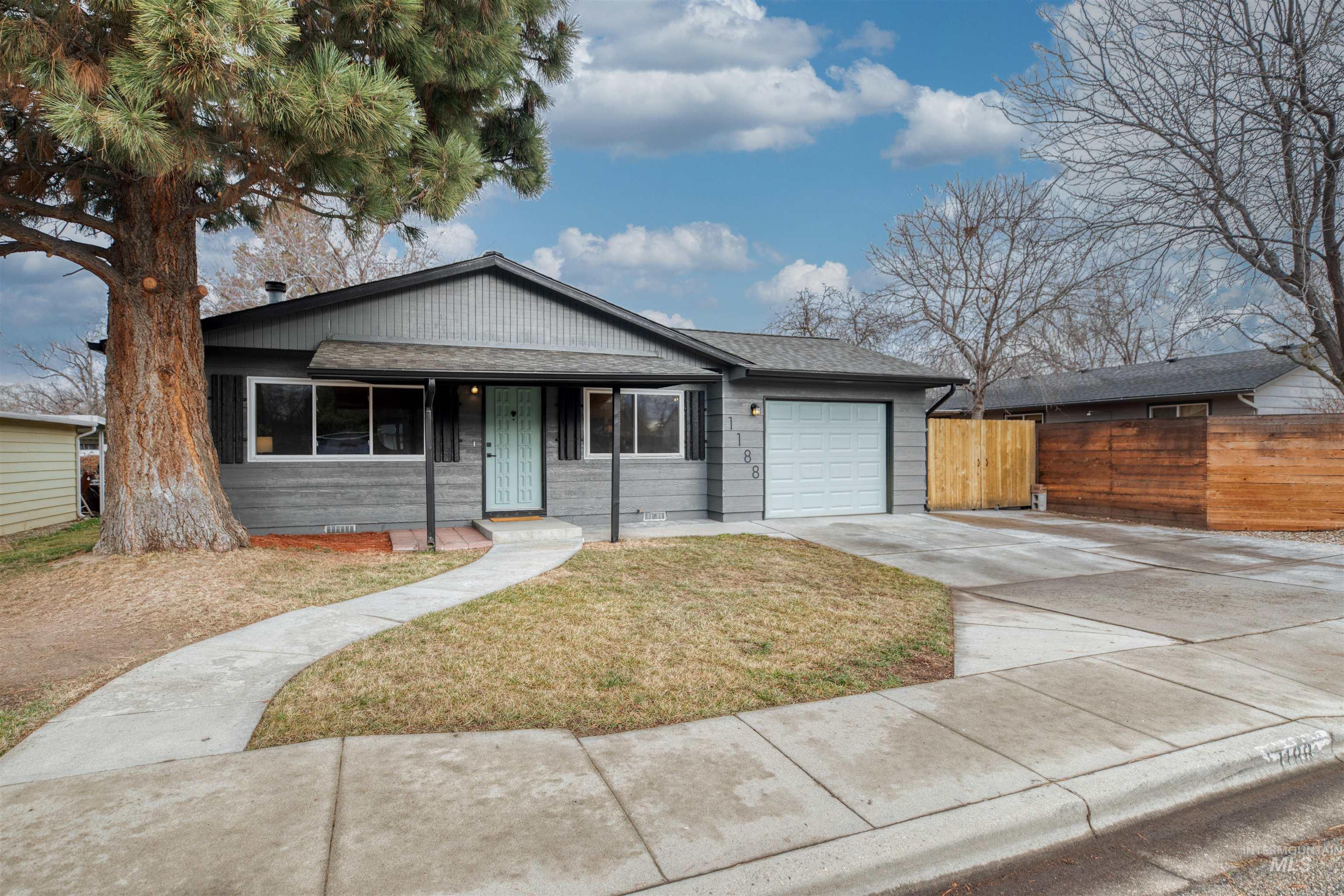 1188 W Albert St, Boise, Idaho 83706, 3 Bedrooms, 1 Bathroom, Residential For Sale, Price $464,900, 98971164