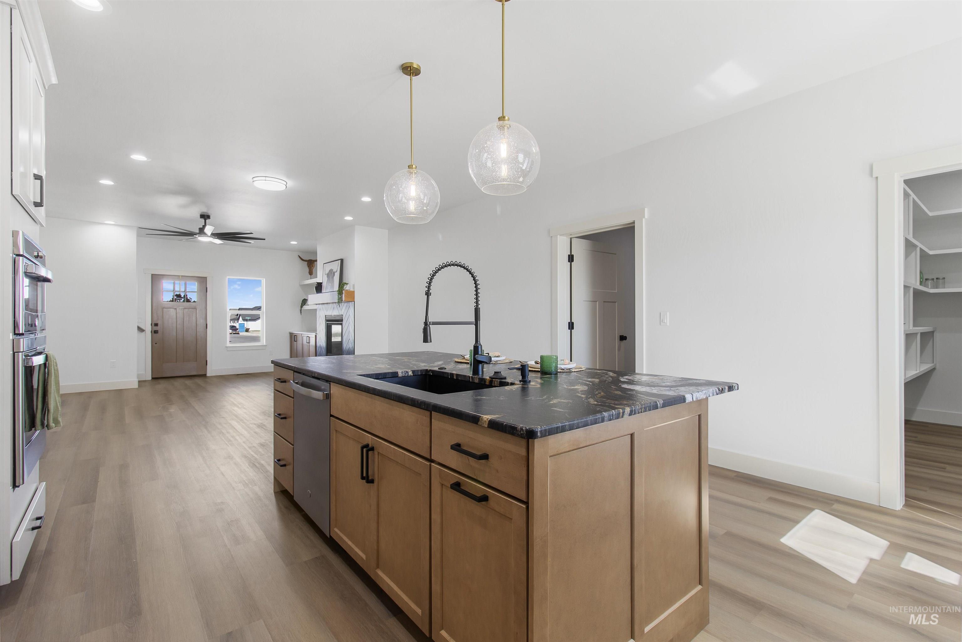 514 Full Moon Way, Twin Falls, Idaho 83301, 3 Bedrooms, 2.5 Bathrooms, Residential For Sale, Price $695,000, 98971168