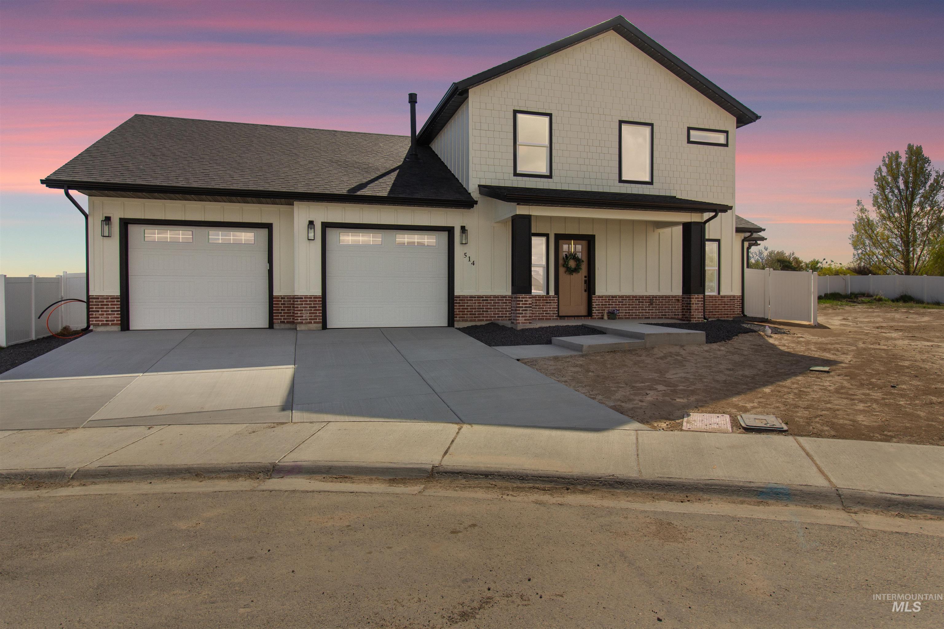 514 Full Moon Way, Twin Falls, Idaho 83301, 3 Bedrooms, 2.5 Bathrooms, Residential For Sale, Price $625,000,MLS 98971168
