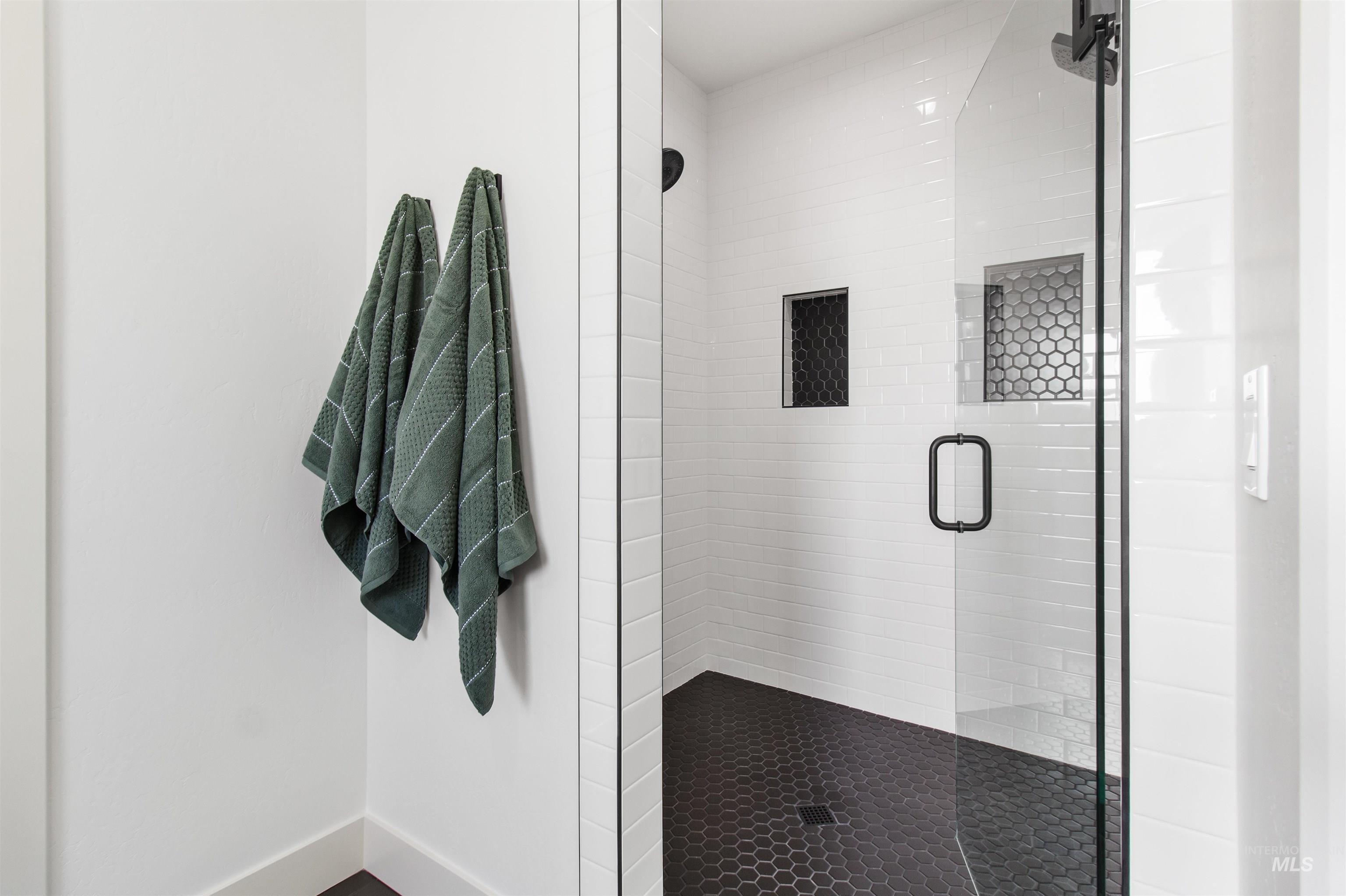 514 Full Moon Way, Twin Falls, Idaho 83301, 3 Bedrooms, 2.5 Bathrooms, Residential For Sale, Price $695,000, 98971168