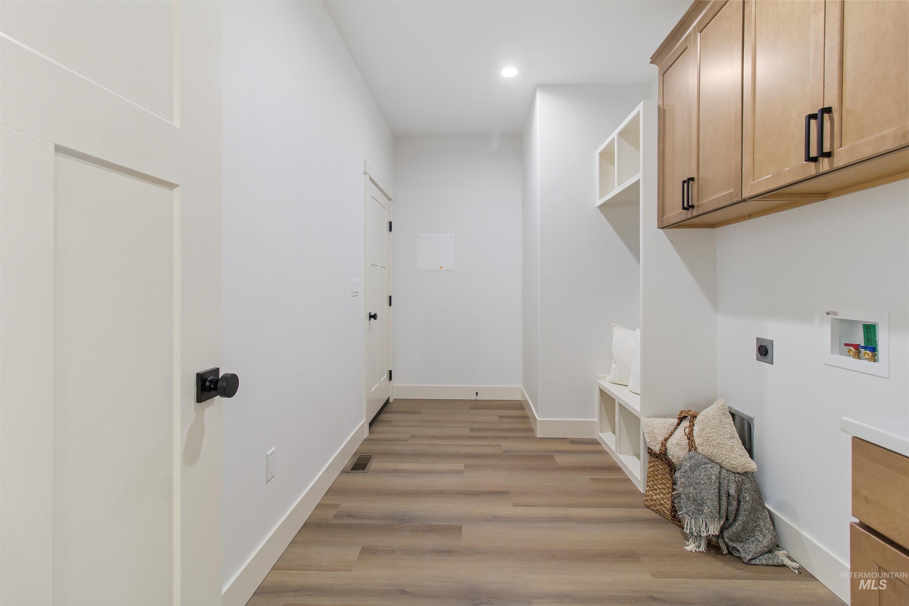 514 Full Moon Way, Twin Falls, Idaho 83301, 3 Bedrooms, 2.5 Bathrooms, Residential For Sale, Price $695,000, 98971168