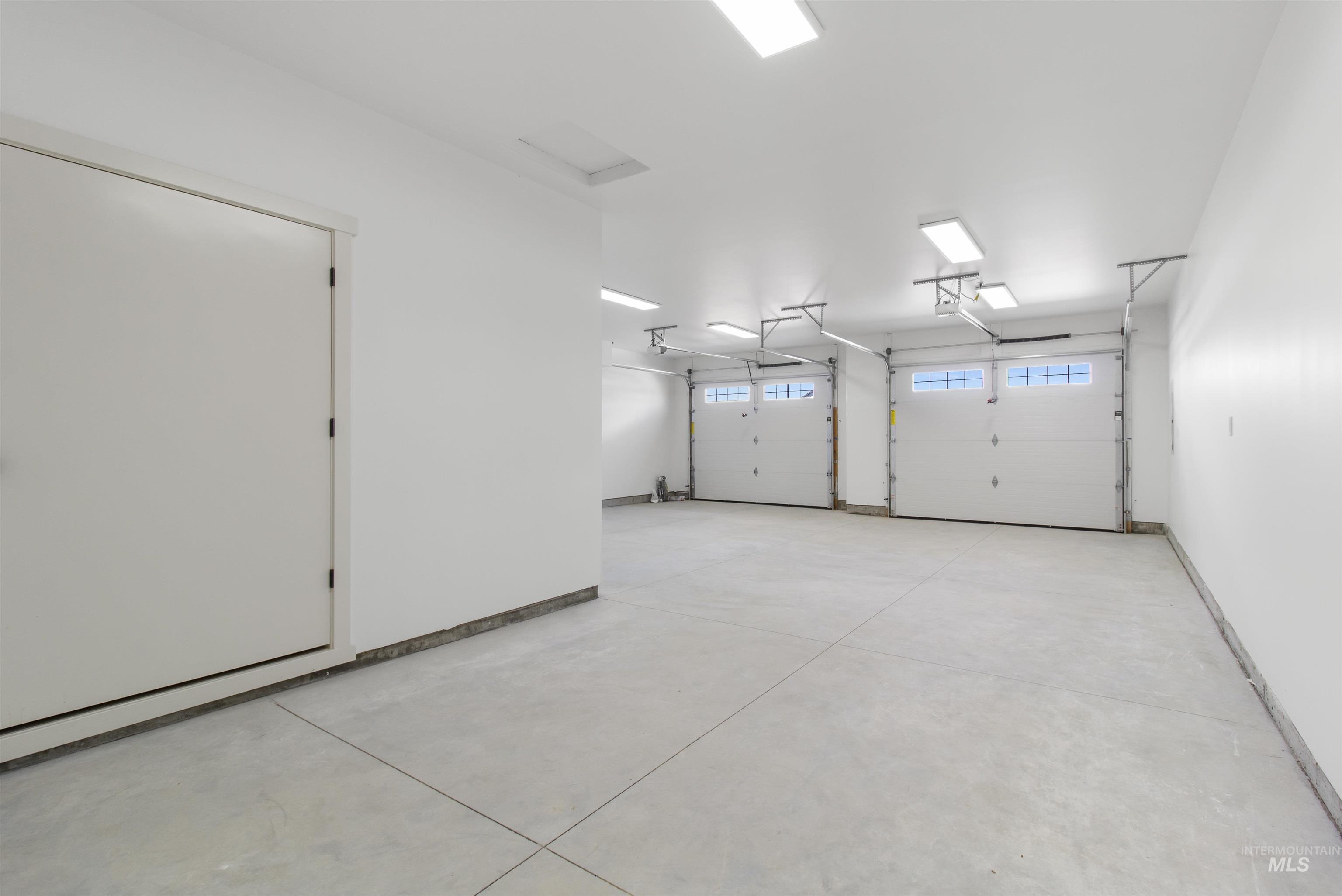 514 Full Moon Way, Twin Falls, Idaho 83301, 3 Bedrooms, 2.5 Bathrooms, Residential For Sale, Price $695,000, 98971168