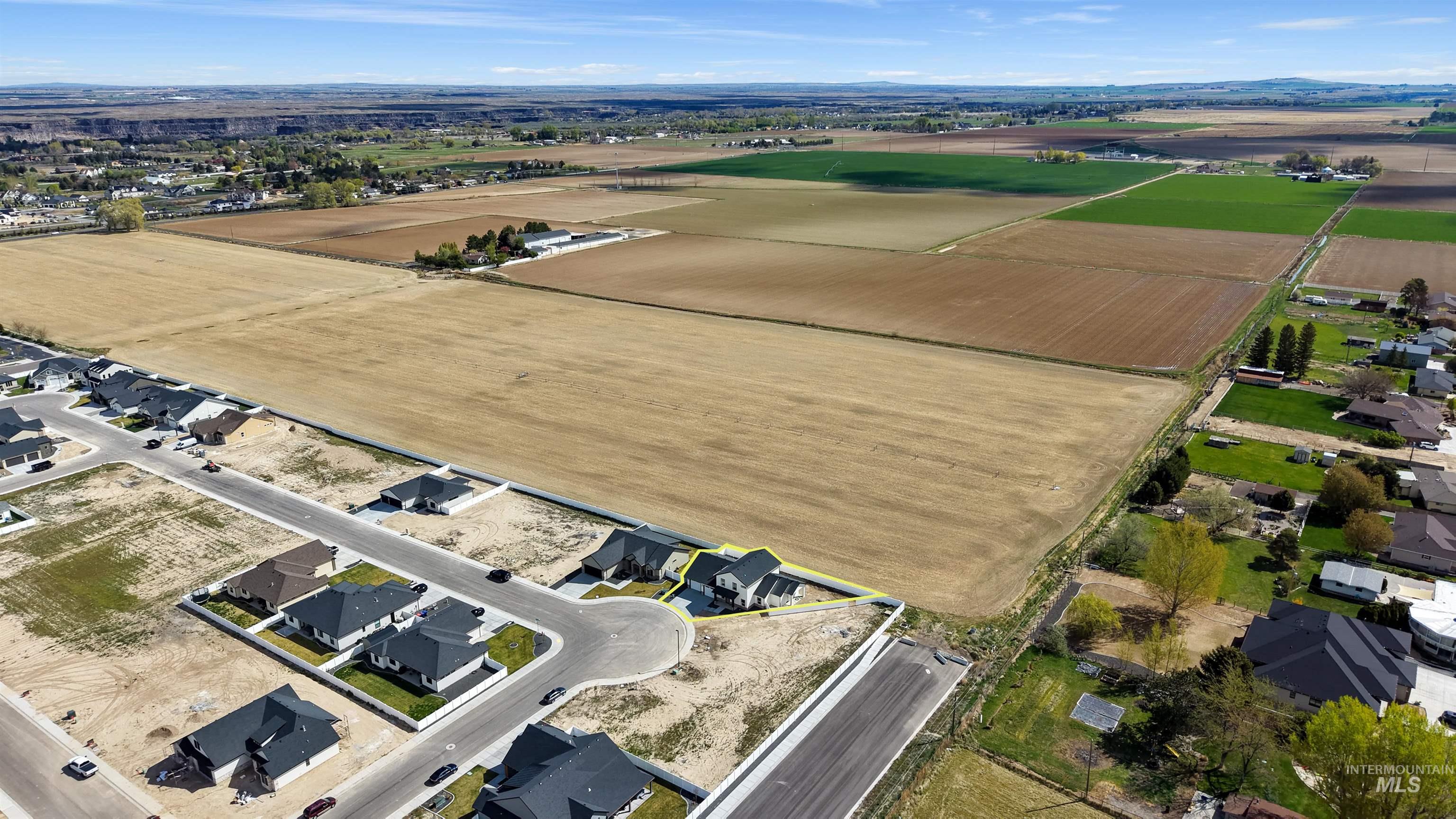 514 Full Moon Way, Twin Falls, Idaho 83301, 3 Bedrooms, 2.5 Bathrooms, Residential For Sale, Price $695,000, 98971168