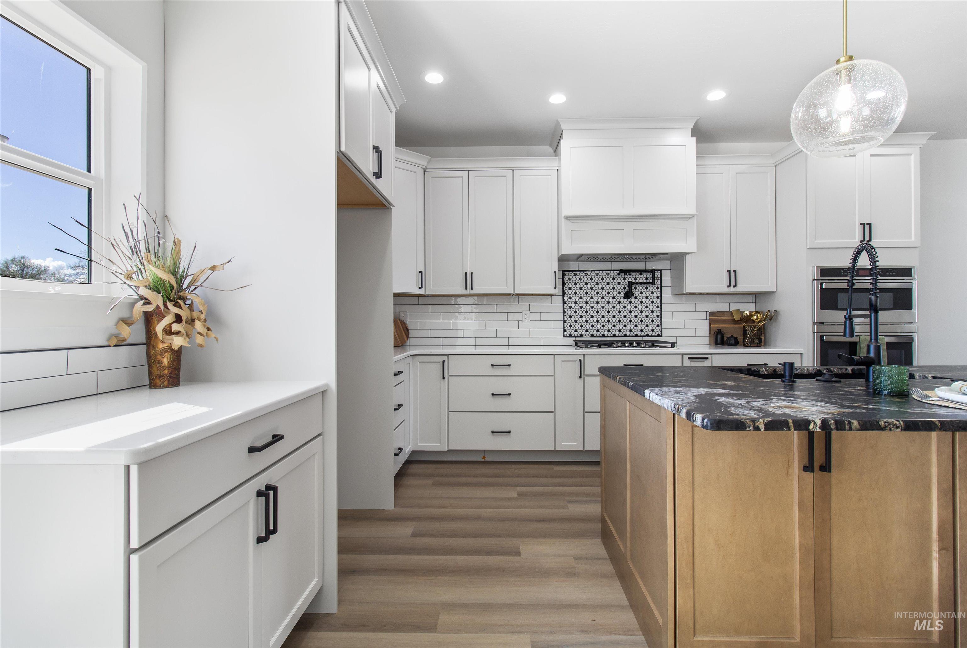 514 Full Moon Way, Twin Falls, Idaho 83301, 3 Bedrooms, 2.5 Bathrooms, Residential For Sale, Price $695,000, 98971168