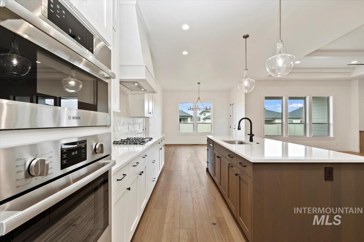 2107 E Blakehurst St, Kuna, Idaho 83634, 4 Bedrooms, 3.5 Bathrooms, Residential For Sale, Price $819,880,MLS 98971175