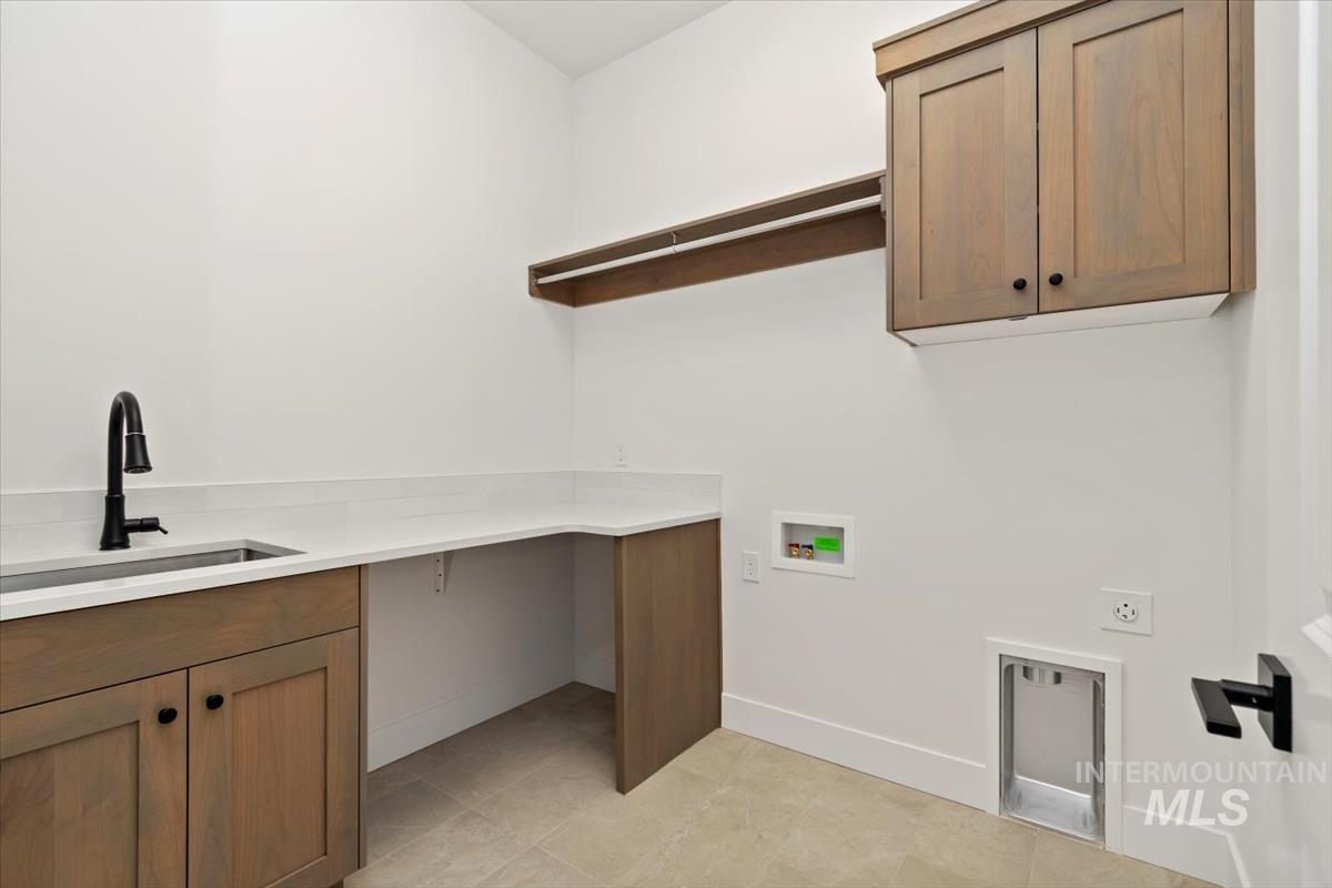 2107 E Blakehurst St, Kuna, Idaho 83634, 4 Bedrooms, 3.5 Bathrooms, Residential For Sale, Price $819,880,MLS 98971175