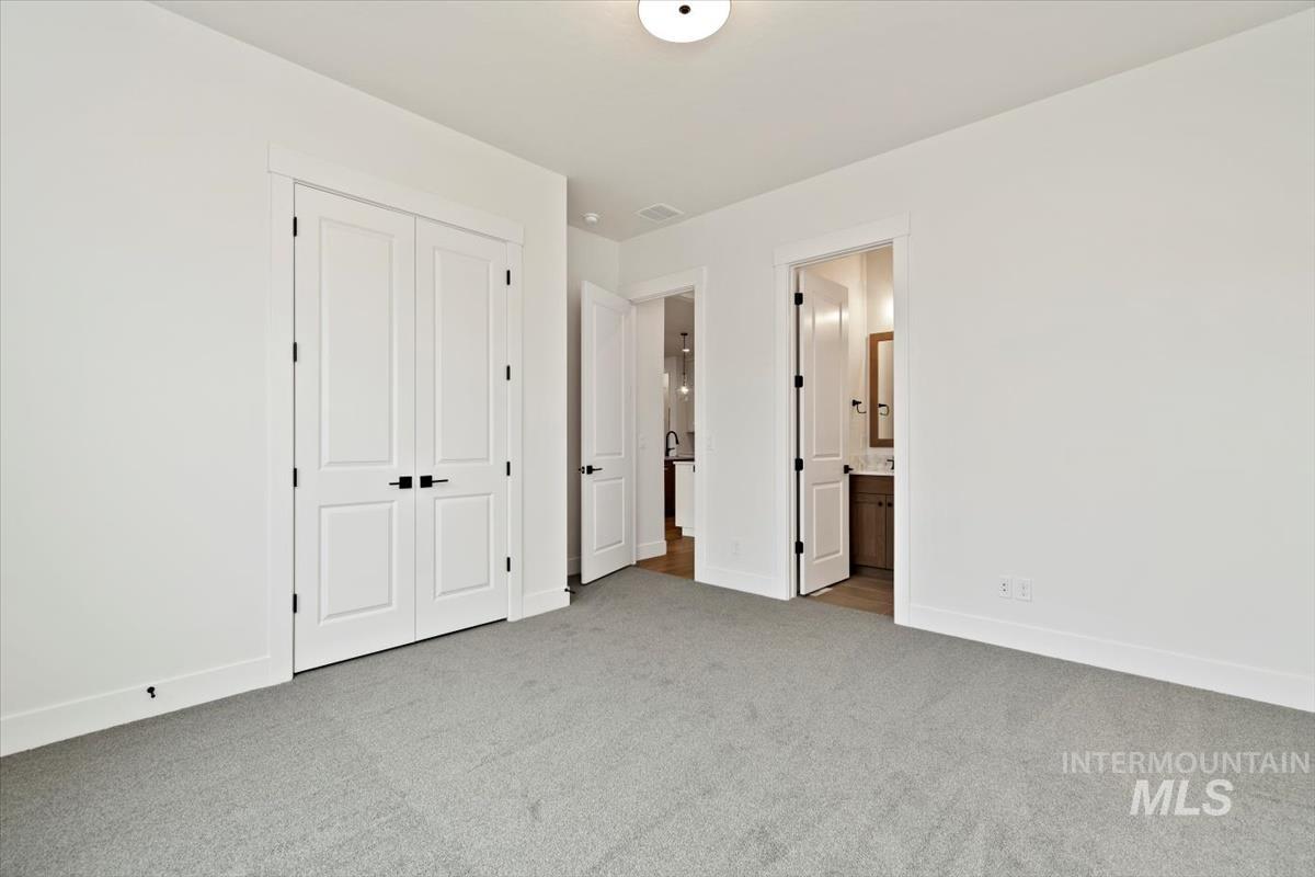 2107 E Blakehurst St, Kuna, Idaho 83634, 4 Bedrooms, 3.5 Bathrooms, Residential For Sale, Price $819,880,MLS 98971175