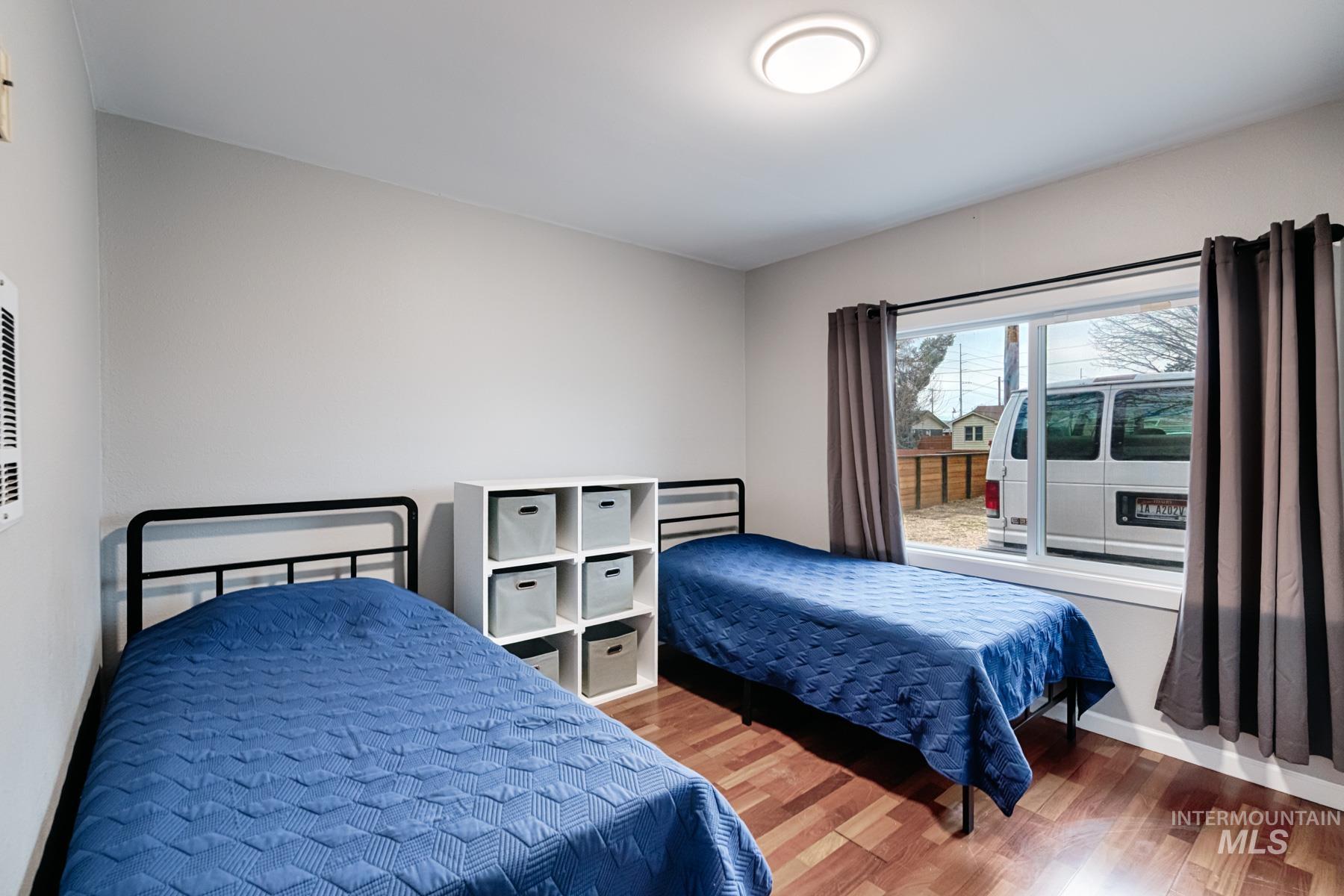 819 S Powerline Rd, Nampa, Idaho 83686, 7 Rooms, Business/Commercial For Sale, Price $650,000,MLS 98971176