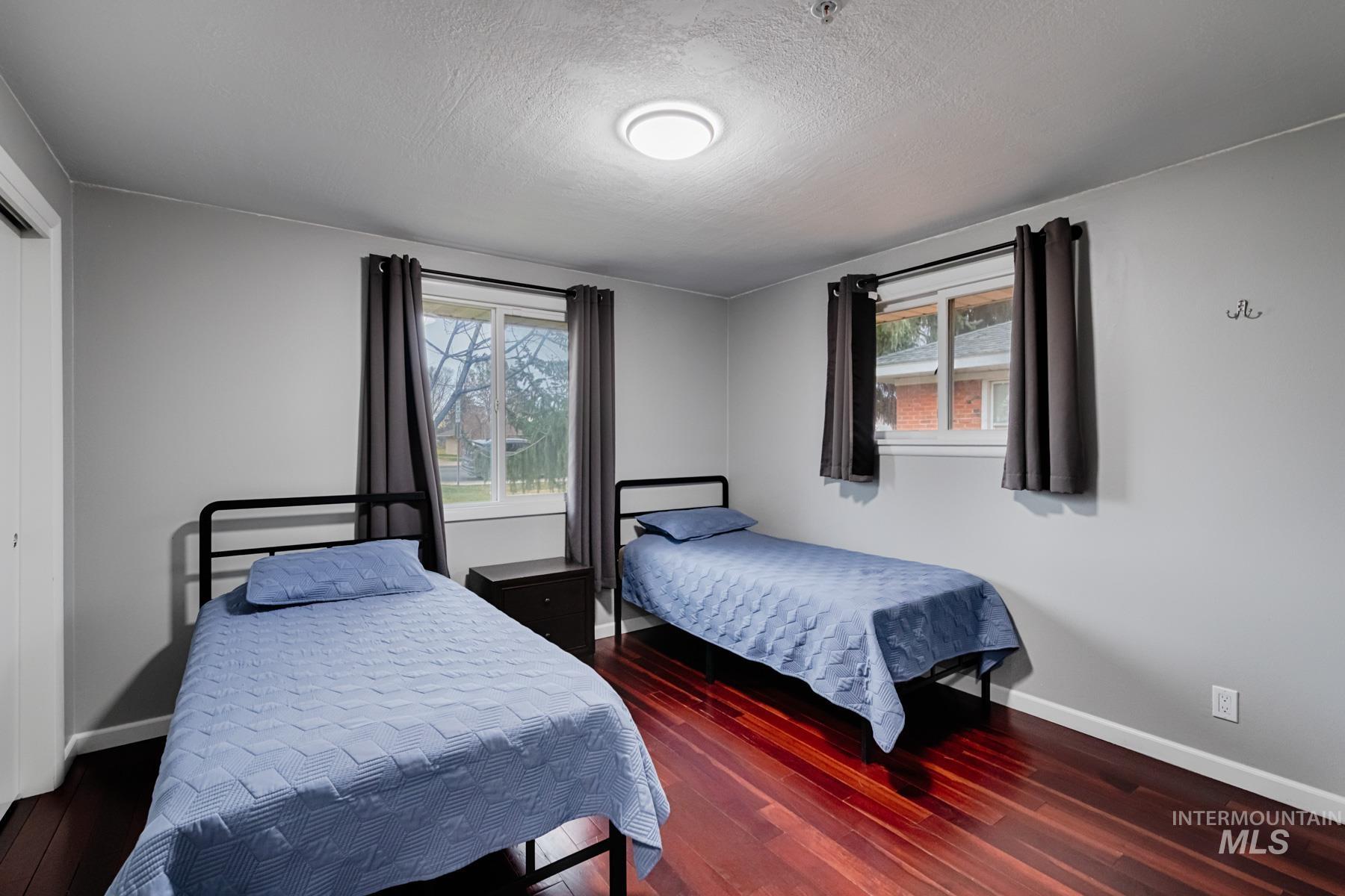 819 S Powerline Rd, Nampa, Idaho 83686, 7 Rooms, Business/Commercial For Sale, Price $650,000,MLS 98971176