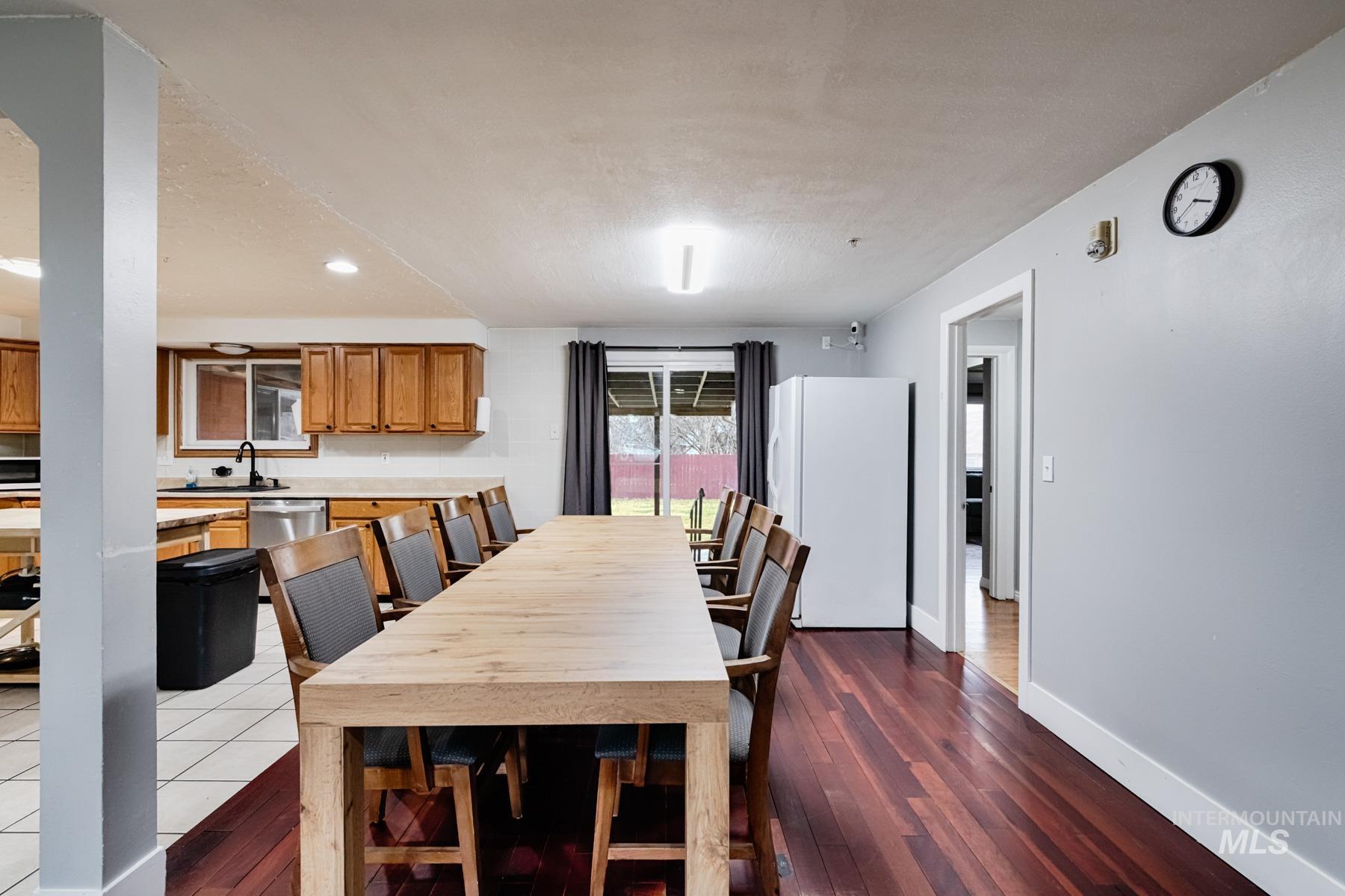 819 S Powerline Rd, Nampa, Idaho 83686, 7 Rooms, Business/Commercial For Sale, Price $650,000,MLS 98971176