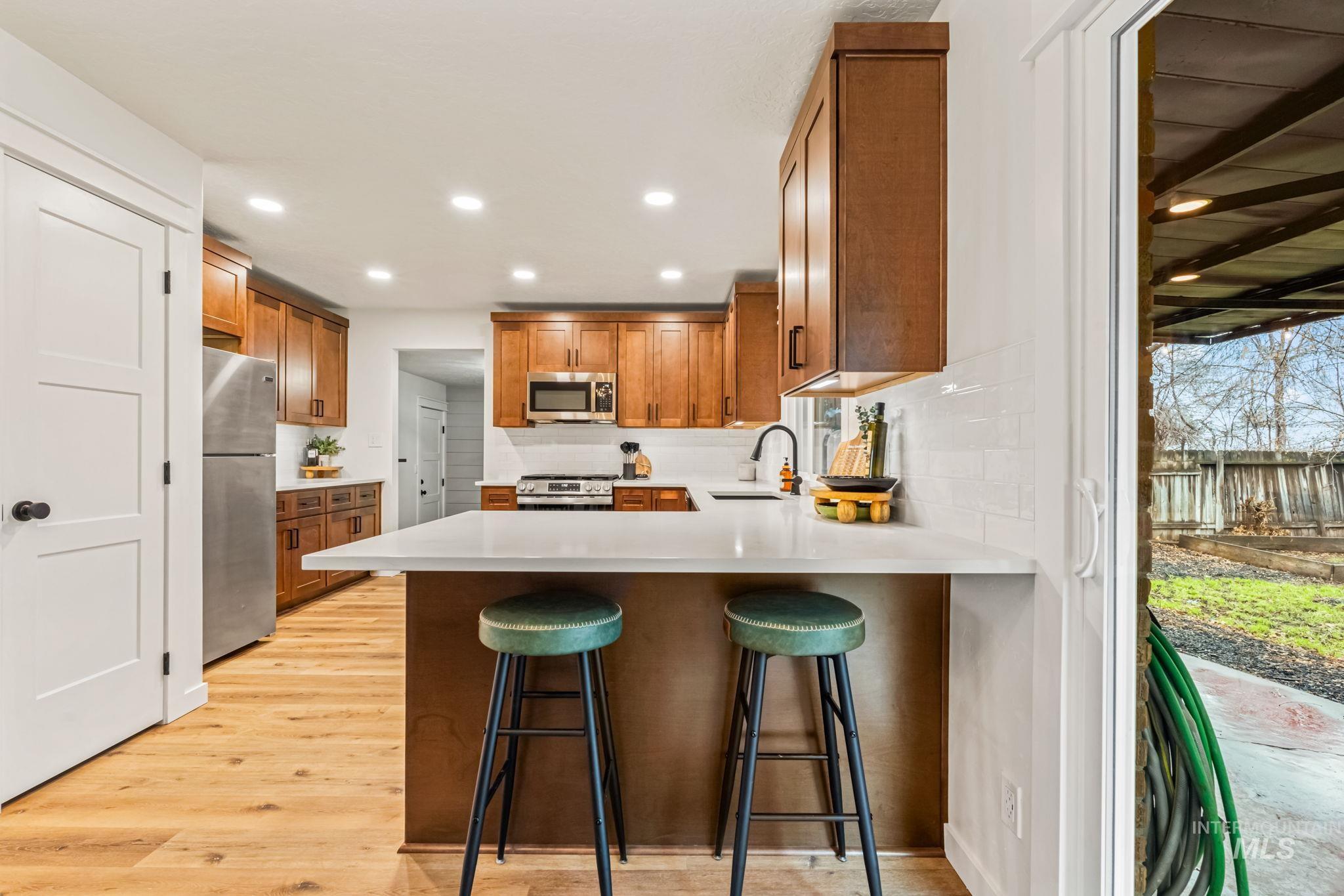 1715 S 10th Ave, Caldwell, Idaho 83605, 3 Bedrooms, 2 Bathrooms, Residential For Sale, Price $449,990, 98971177