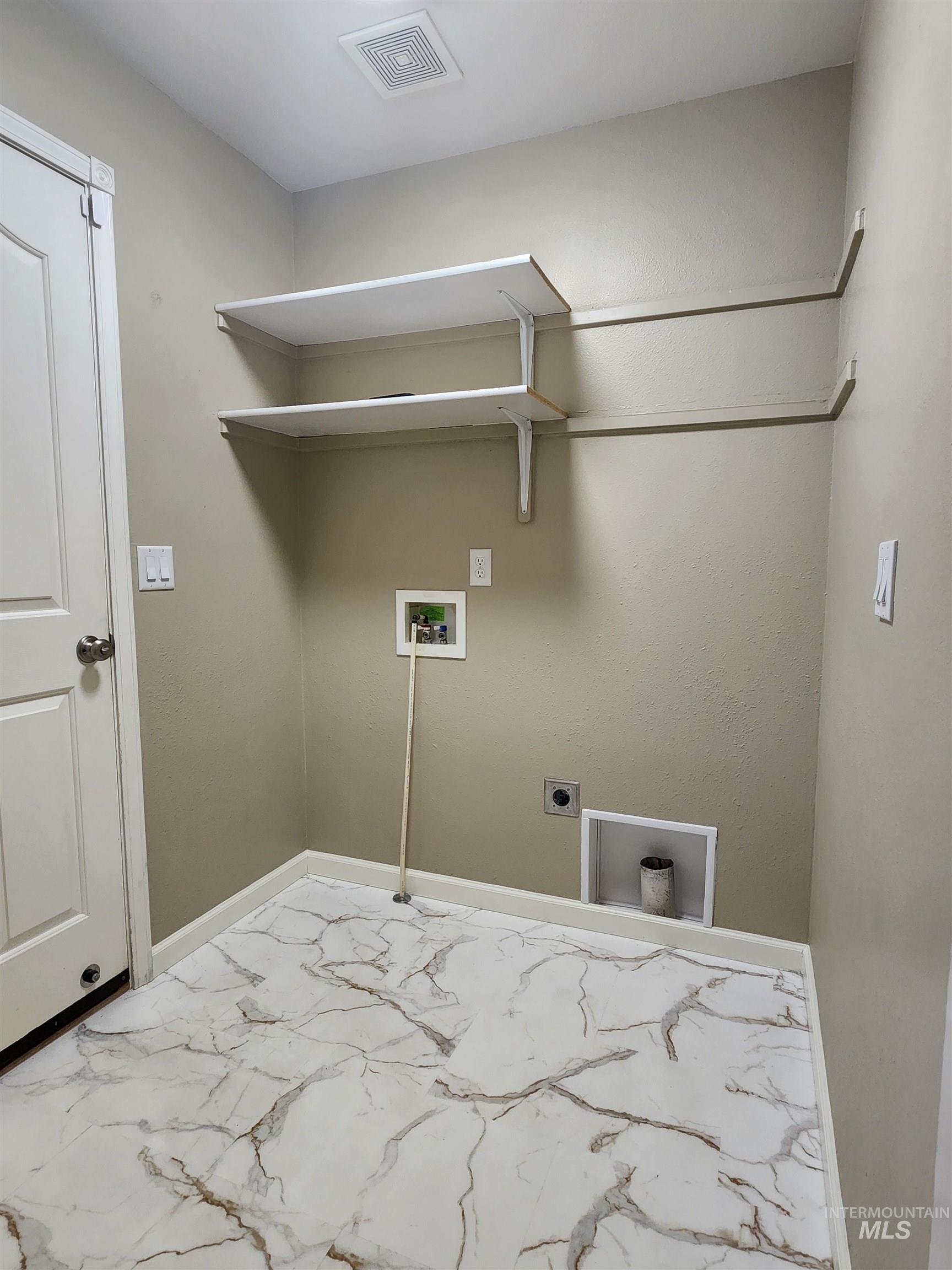 2407 Stormy Mountain Pl, Mountain Home, Idaho 83647, 3 Bedrooms, 2 Bathrooms, Residential For Sale, Price $410,000, 98971183