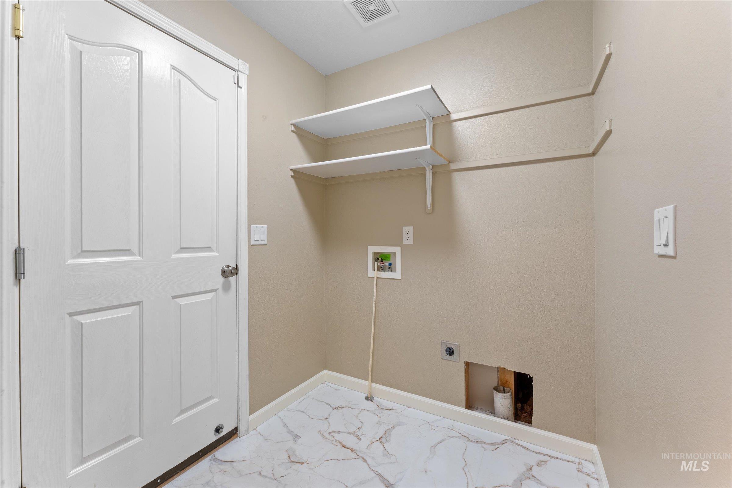 2407 Stormy Mountain Pl, Mountain Home, Idaho 83647, 3 Bedrooms, 2 Bathrooms, Residential For Sale, Price $410,000, 98971183