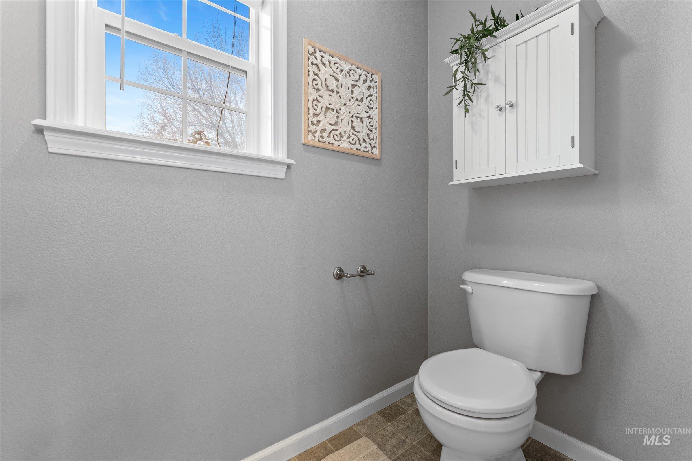 2407 Stormy Mountain Pl, Mountain Home, Idaho 83647, 3 Bedrooms, 2 Bathrooms, Residential For Sale, Price $410,000, 98971183