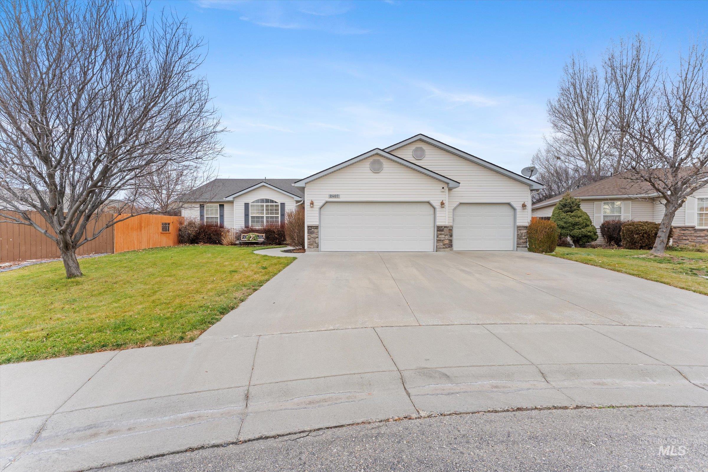 2407 Stormy Mountain Pl, Mountain Home, Idaho 83647, 3 Bedrooms, 2 Bathrooms, Residential For Sale, Price $410,000, 98971183