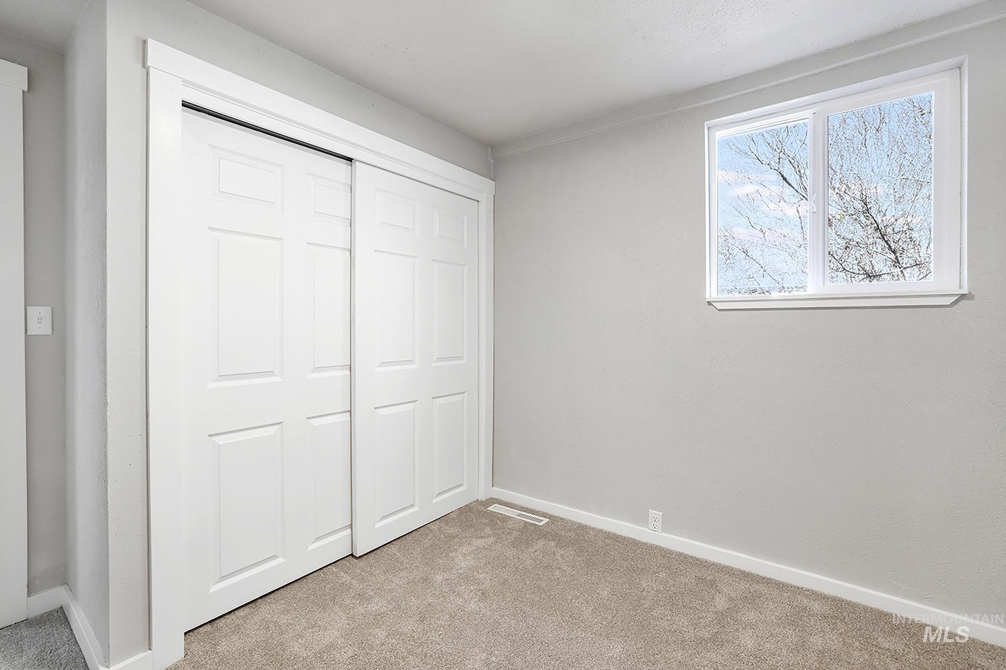 1033 Nevada St, Gooding, Idaho 83330, 3 Bedrooms, 1 Bathroom, Residential For Sale, Price $259,900,MLS 98971184