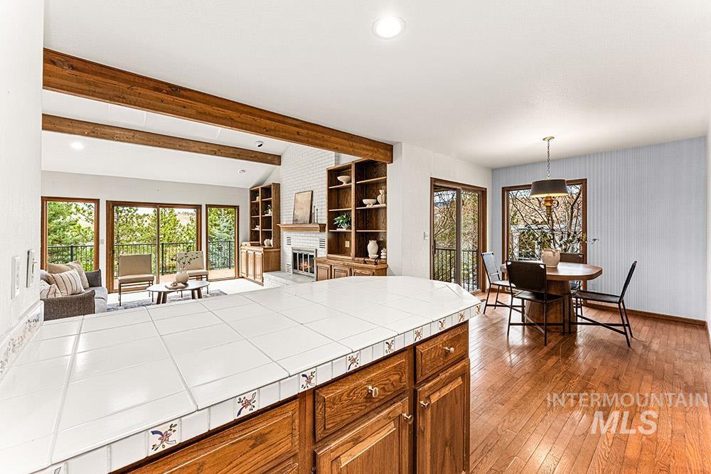 1062 E Harcourt Dr, Boise, Idaho 83702, 5 Bedrooms, 3.5 Bathrooms, Residential For Sale, Price $1,299,900, 98971186