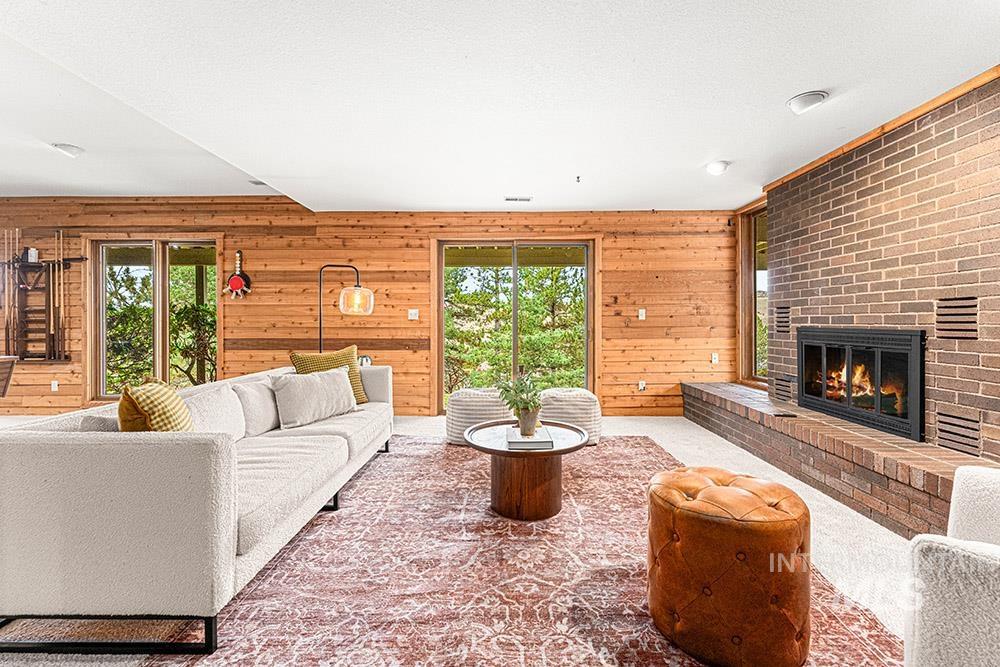 1062 E Harcourt Dr, Boise, Idaho 83702, 5 Bedrooms, 3.5 Bathrooms, Residential For Sale, Price $1,299,900, 98971186