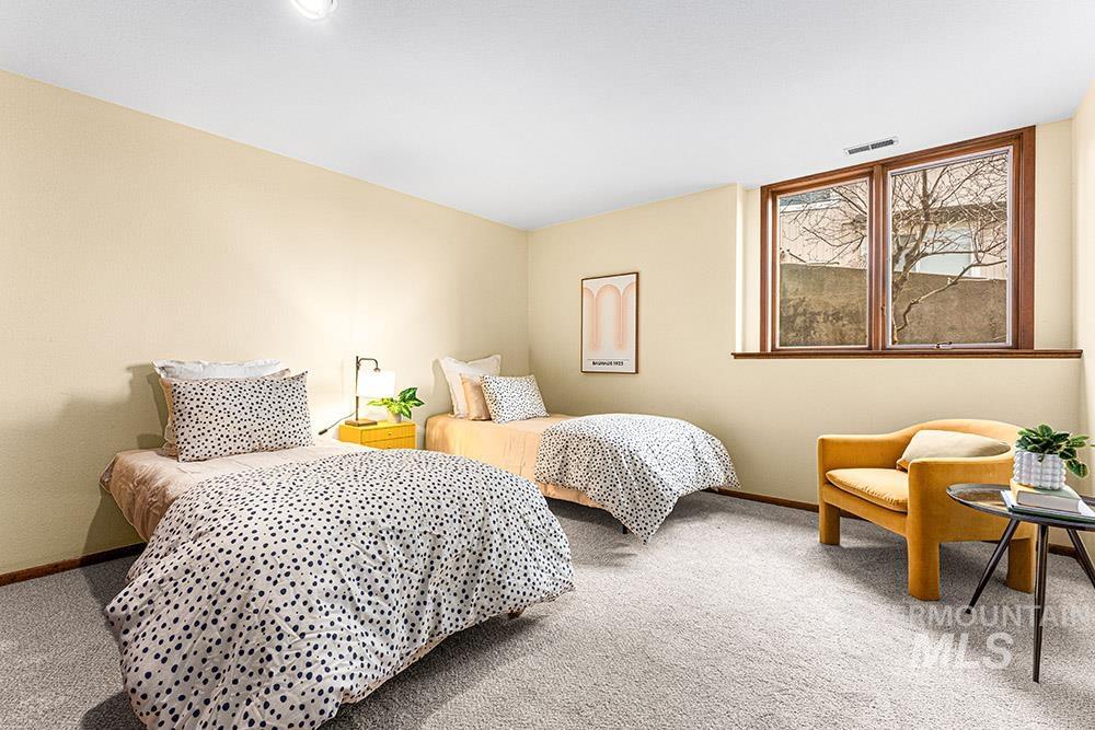 1062 E Harcourt Dr, Boise, Idaho 83702, 5 Bedrooms, 3.5 Bathrooms, Residential For Sale, Price $1,299,900, 98971186