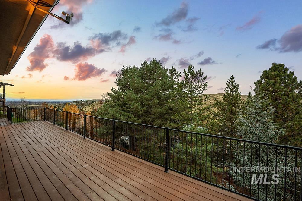 1062 E Harcourt Dr, Boise, Idaho 83702, 5 Bedrooms, 3.5 Bathrooms, Residential For Sale, Price $1,299,900, 98971186