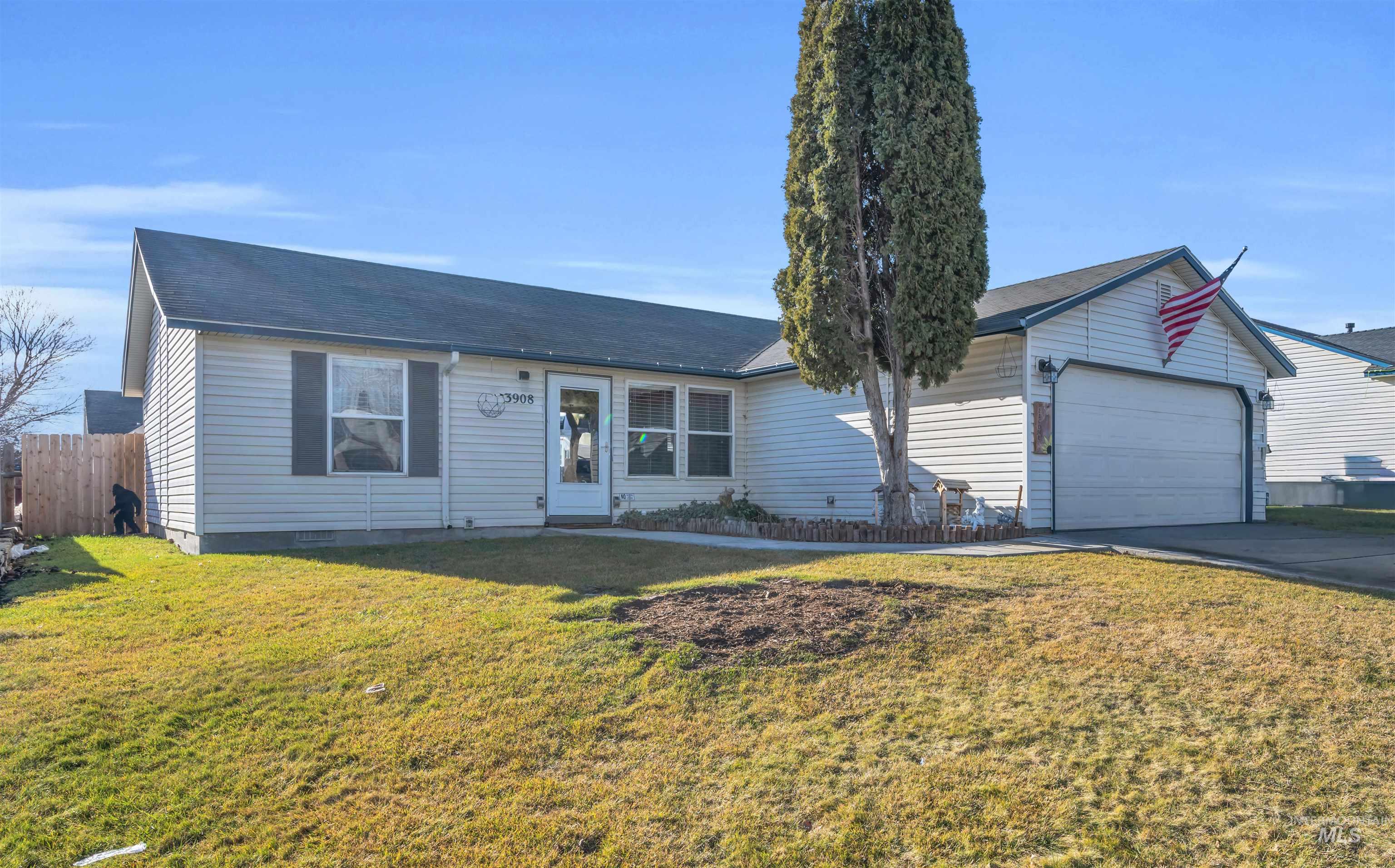 Ranch-style home with concrete driveway, crawl space, and a garage
