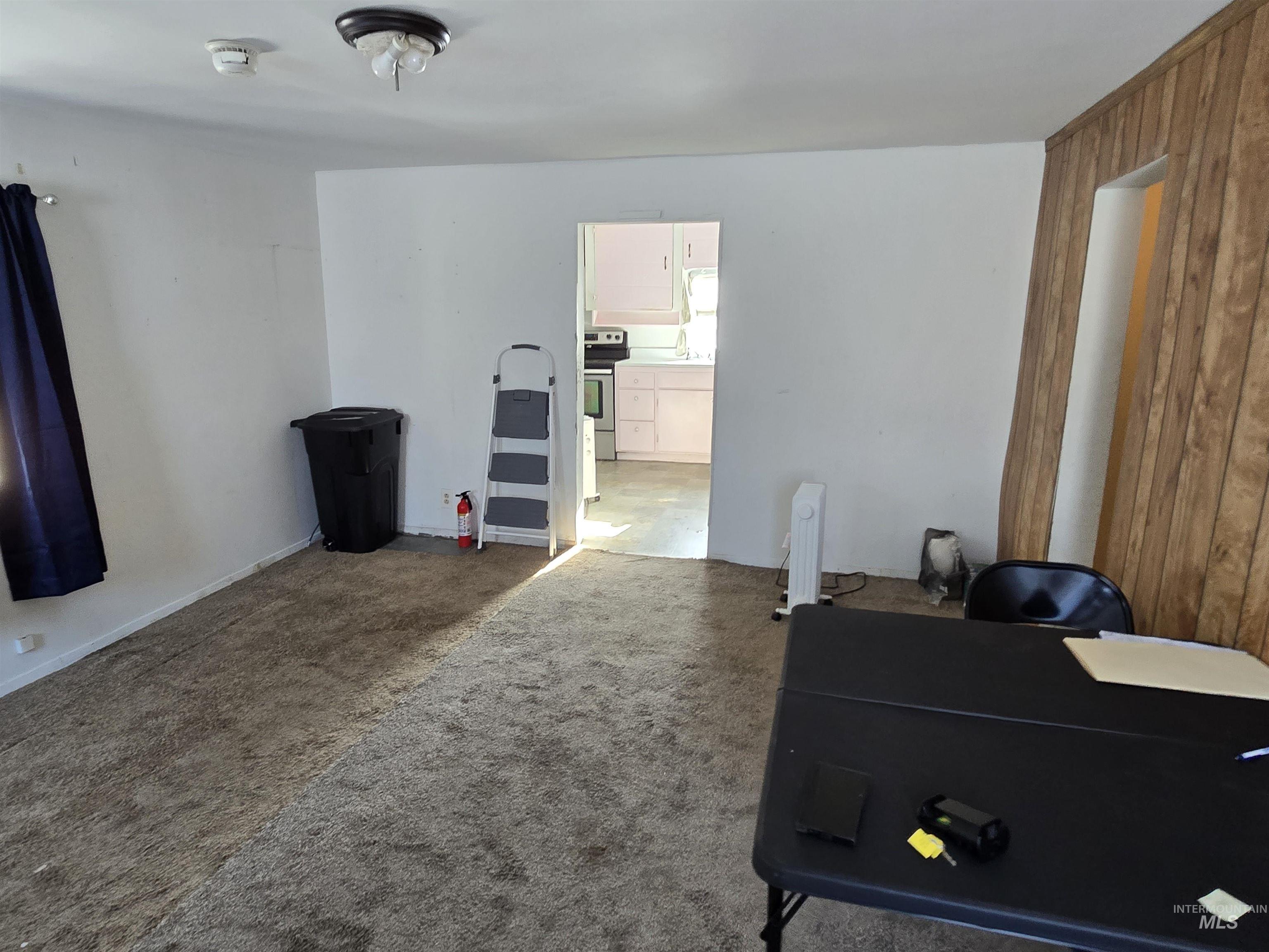 325 E 2nd Ave, Jerome, Idaho 83338, 2 Bedrooms, 1 Bathroom, Residential For Sale, Price $114,900,MLS 98971190