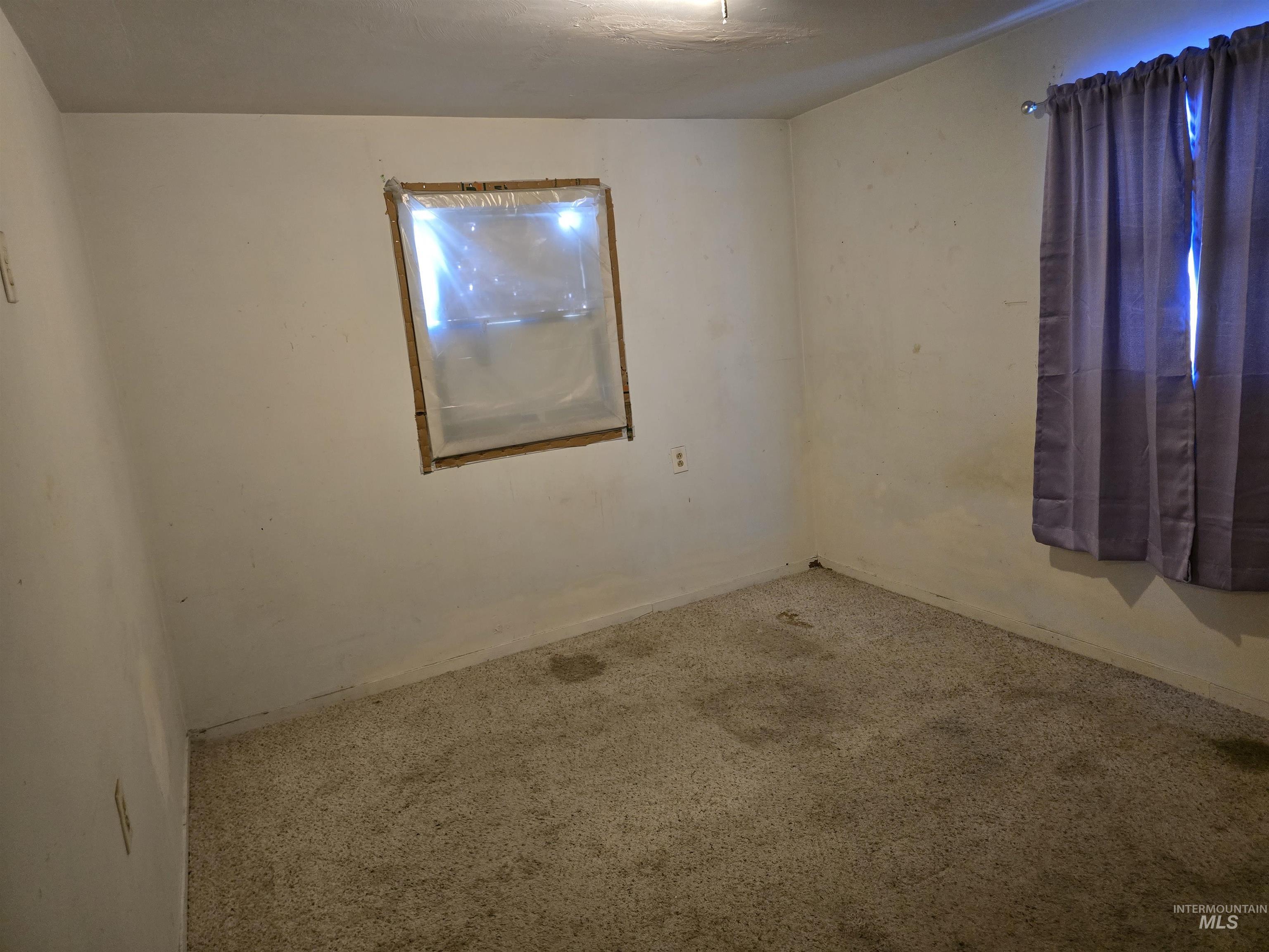 325 E 2nd Ave, Jerome, Idaho 83338, 2 Bedrooms, 1 Bathroom, Residential For Sale, Price $114,900,MLS 98971190