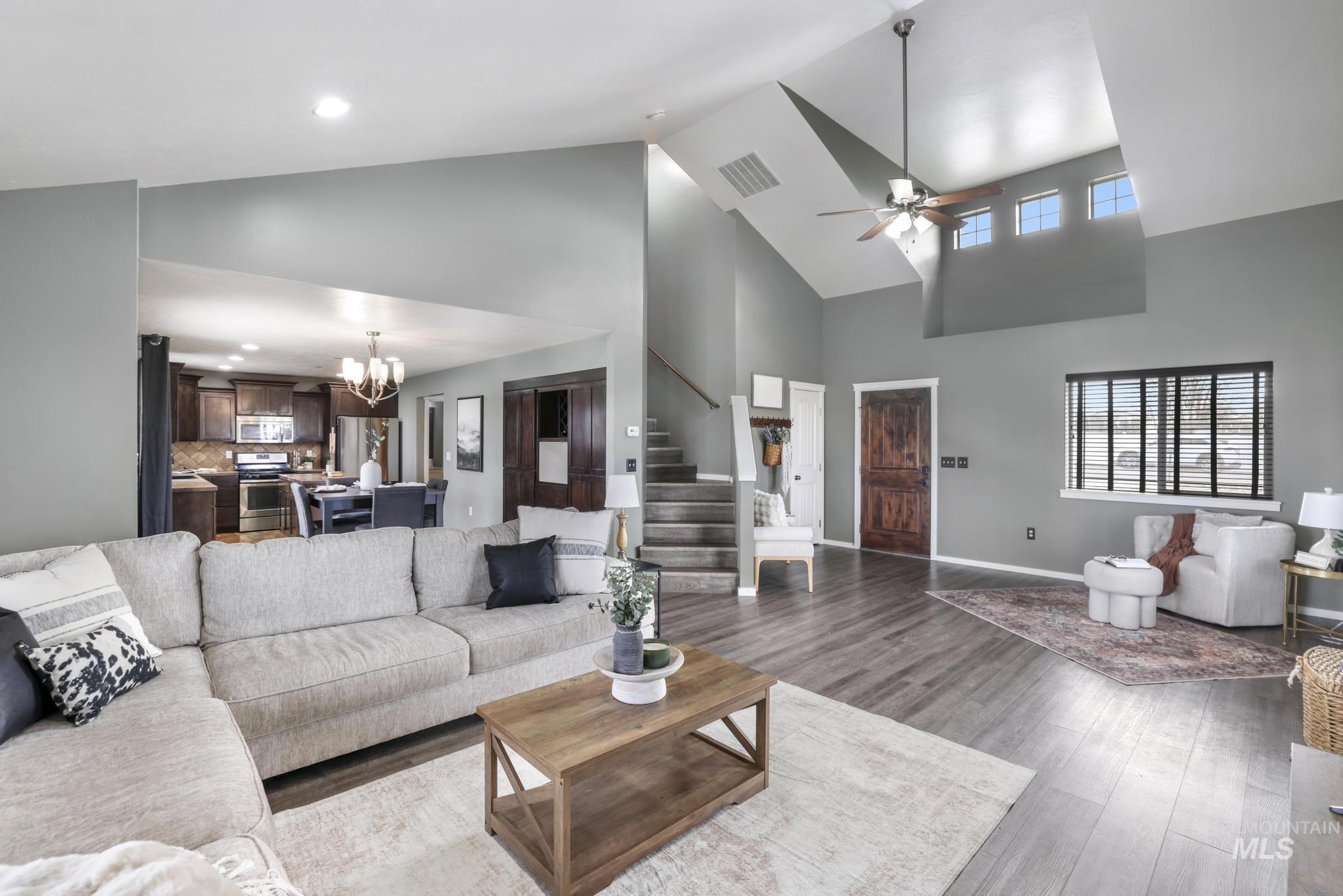 3704 E 3770 N, Kimberly, Idaho 83341, 3 Bedrooms, 2.5 Bathrooms, Residential For Sale, Price $475,000, 98971192